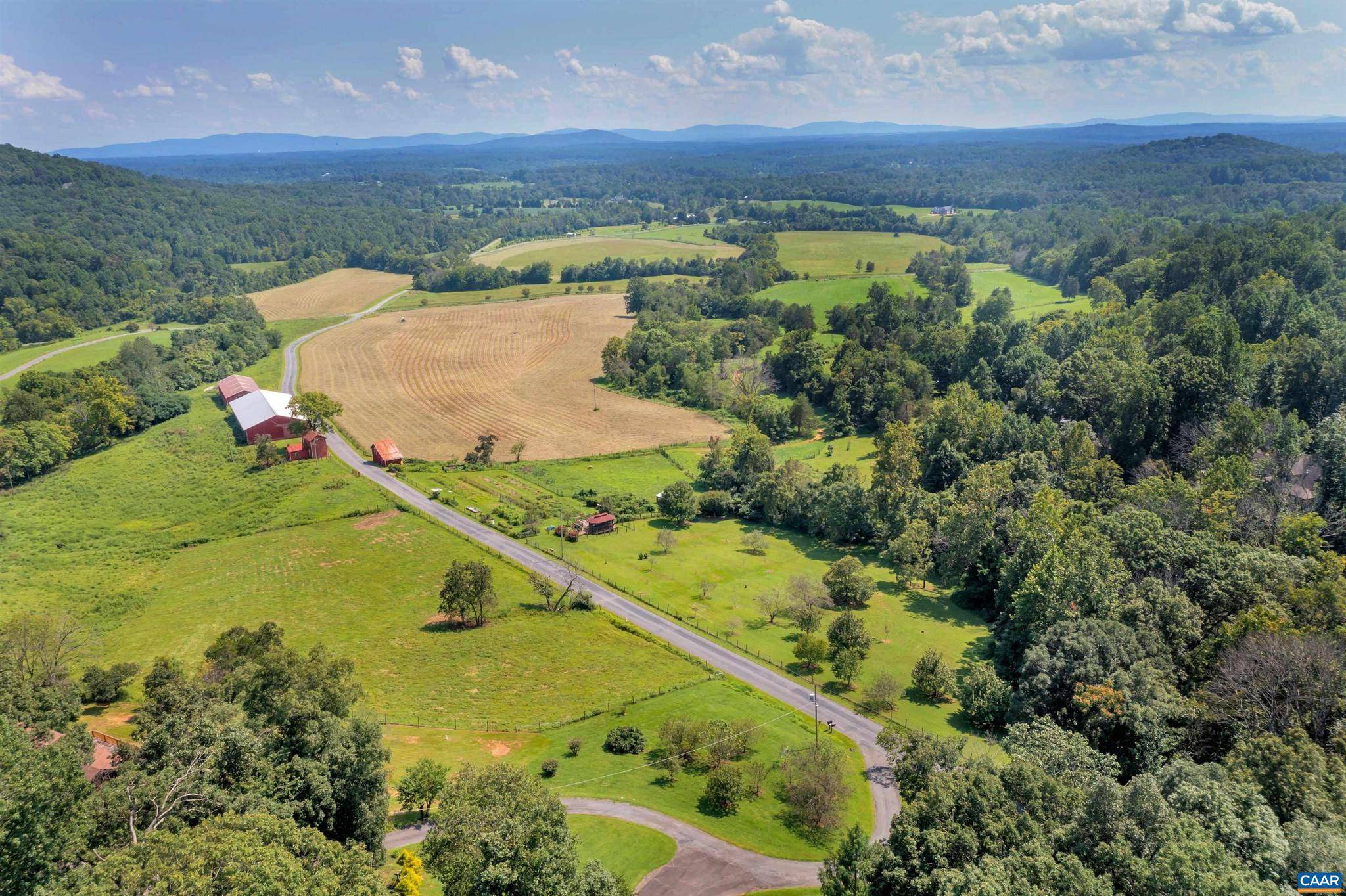 Stanardsville, VA 22973,394 PASTUREGATE LN