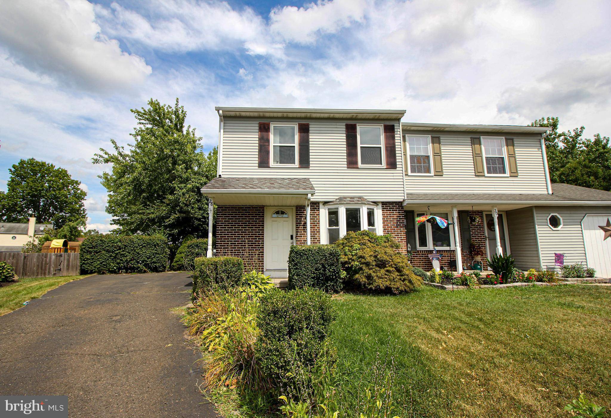 Horsham, PA 19044,28 STEEPLECHASE CIR