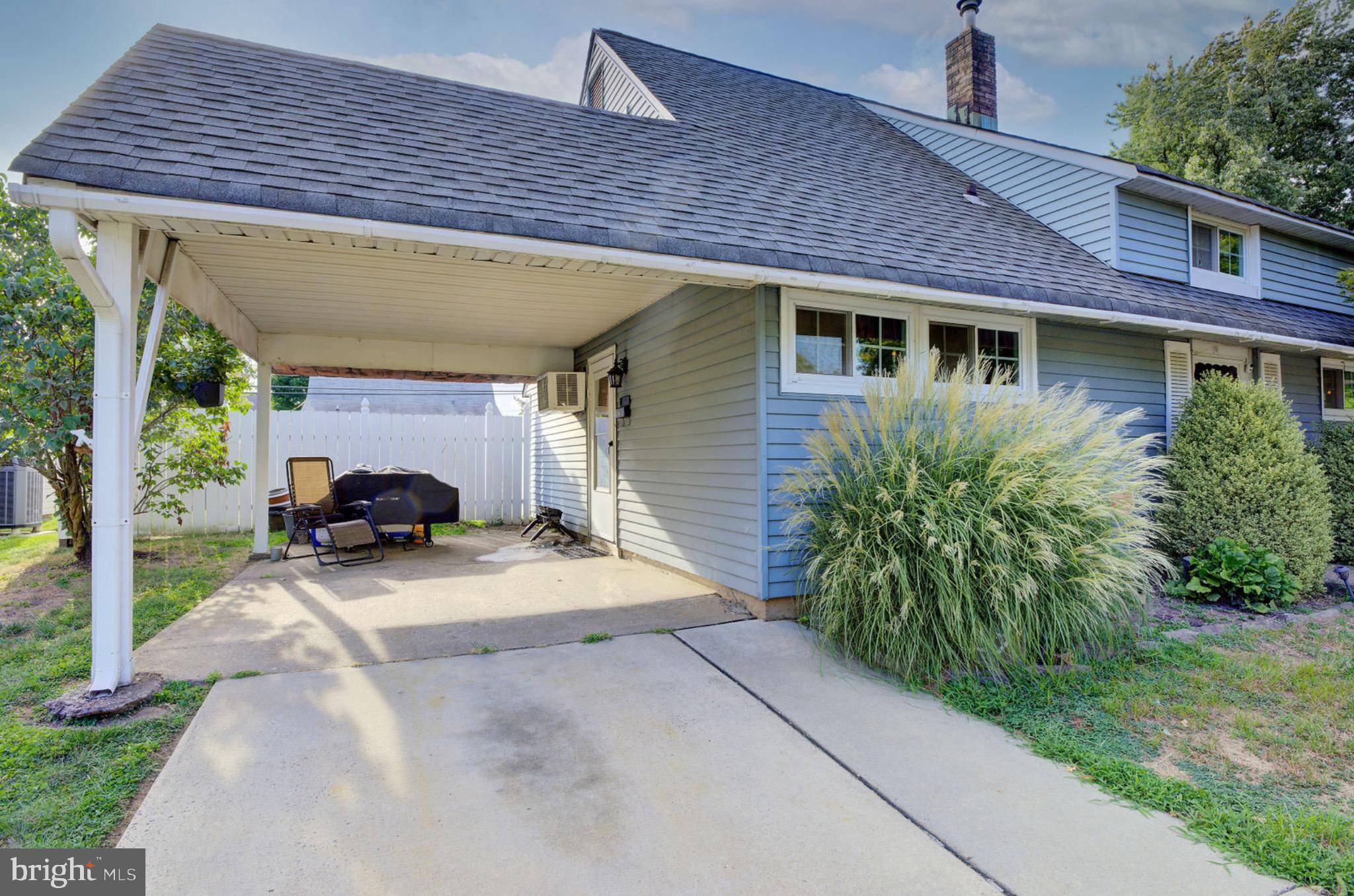 Levittown, PA 19054,57 NEARWOOD LN