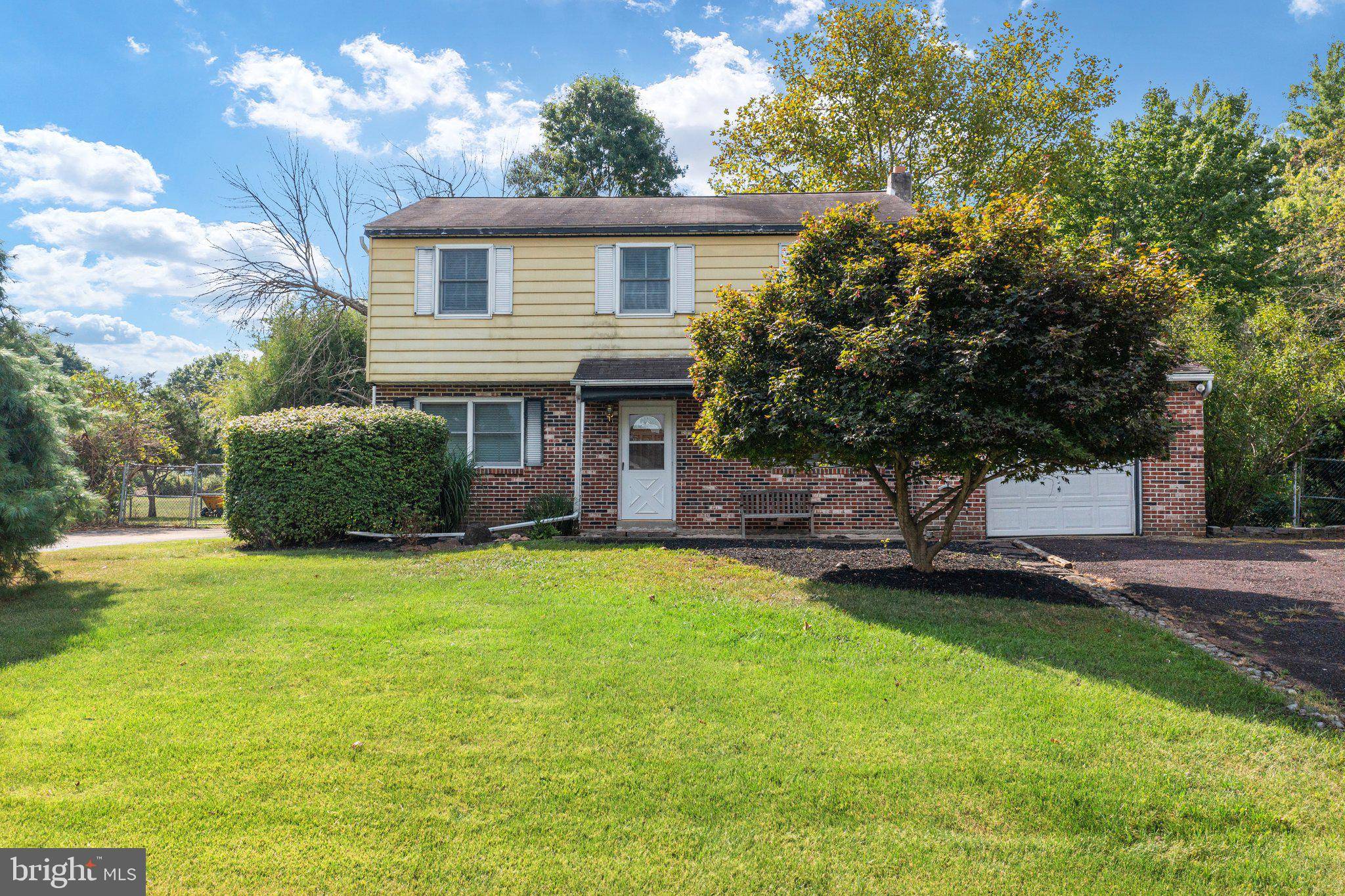 Red Hill, PA 18076,1426 W 3RD ST