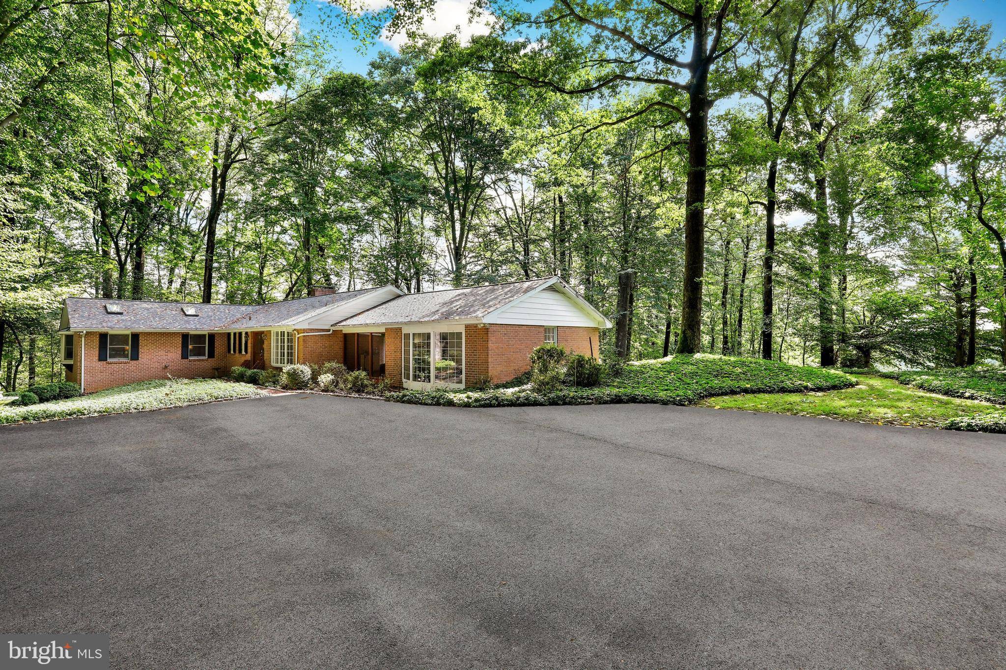 Lutherville Timonium, MD 21093,305 VALLEYVIEW GARTH