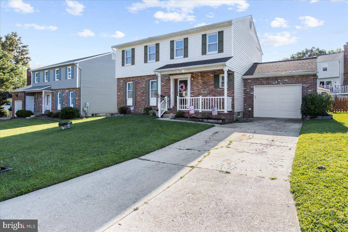 Linthicum Heights, MD 21090,6426 OAK PARK CT