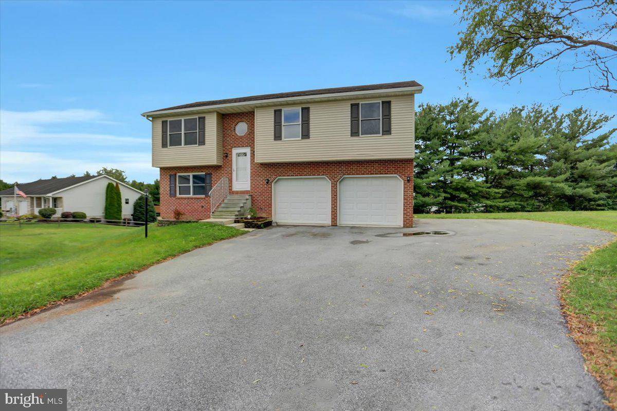 Shippensburg, PA 17257,29 LARCH DR