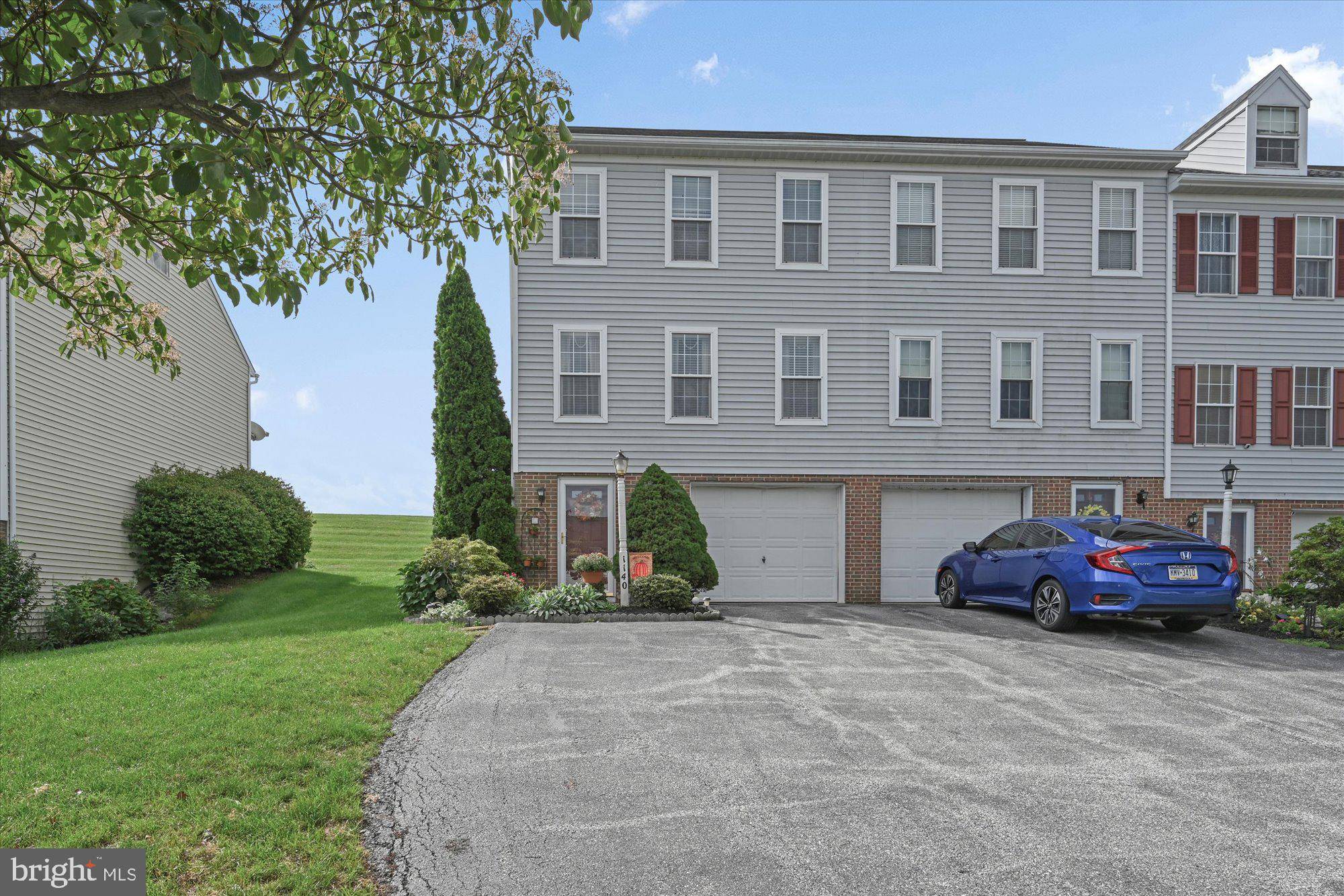 York, PA 17404,1140 HEARTHRIDGE LN