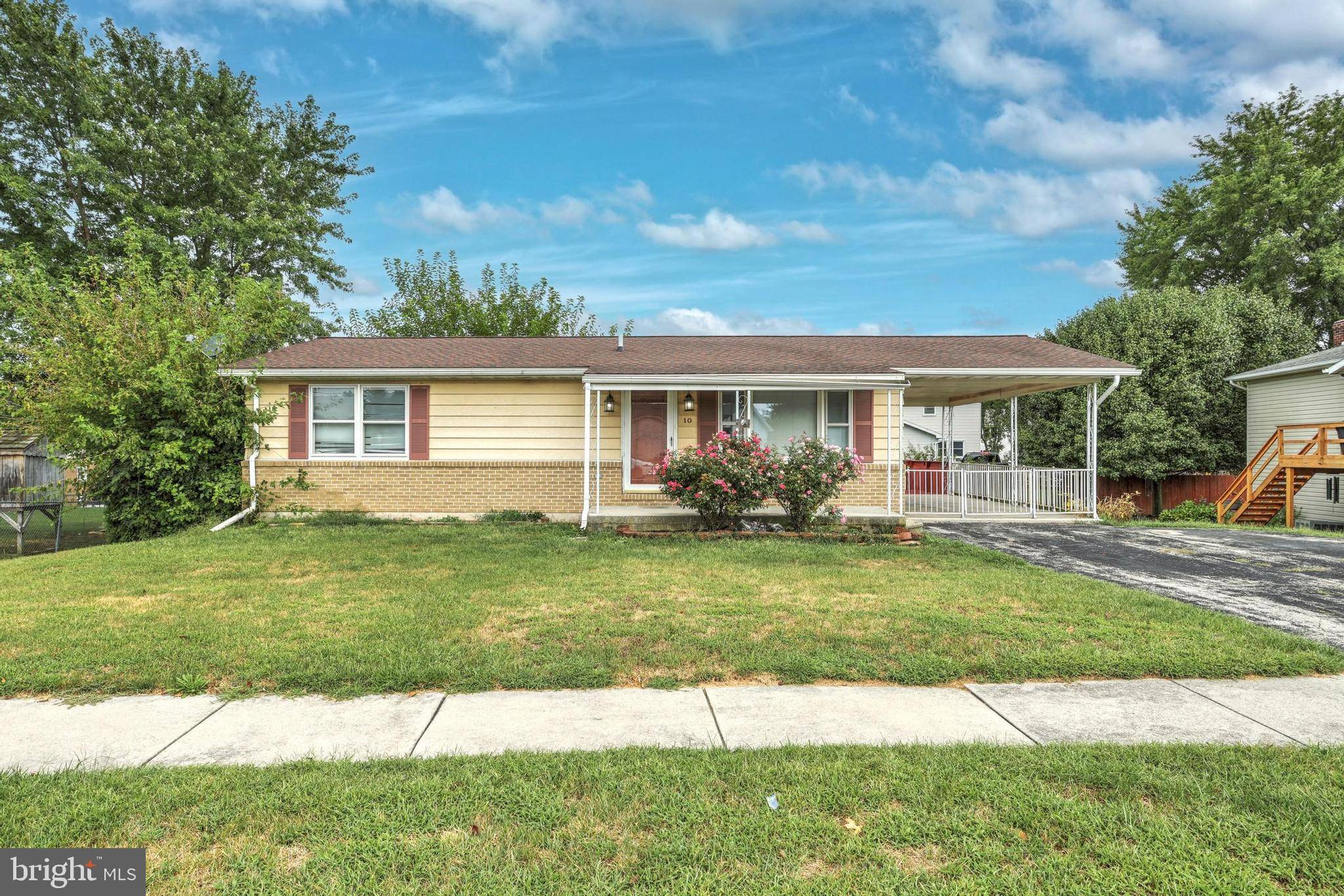 Hanover, PA 17331,10 BEAR CIR