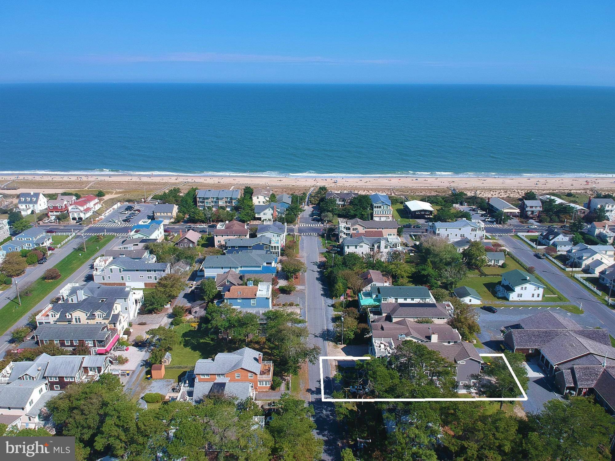 Bethany Beach, DE 19930,118 OAKWOOD ST