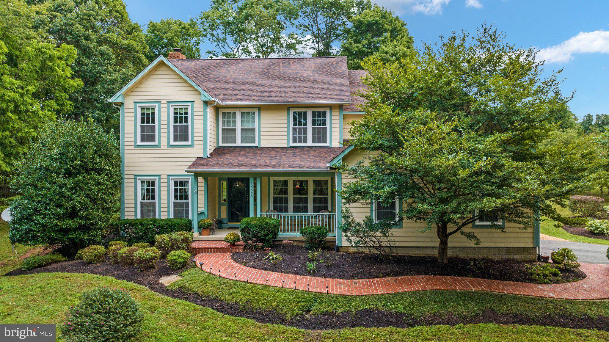 Round Hill, VA 20141,35595 WINDOVER HILL LN