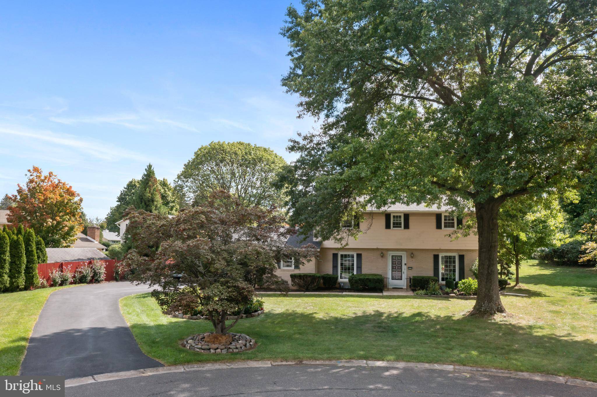 Center Valley, PA 18034,4234 WINDSOR PL