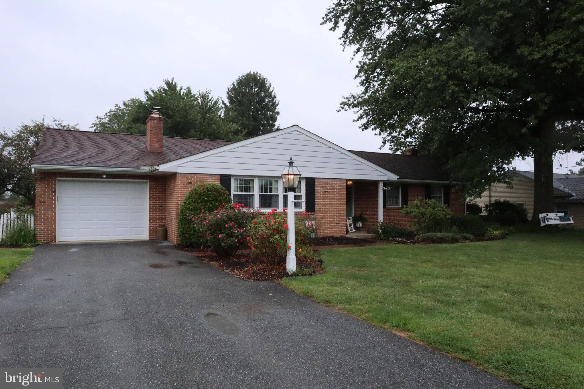 Willow Street, PA 17584,7 BIRCH DR