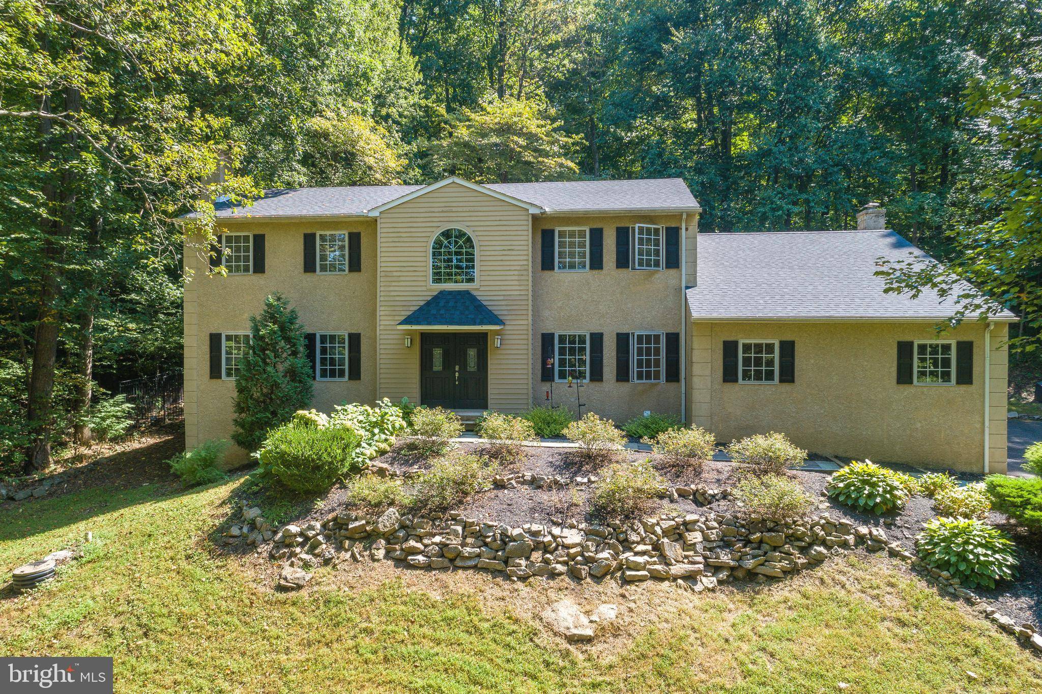 Chester Springs, PA 19425,17 HICKORY LN