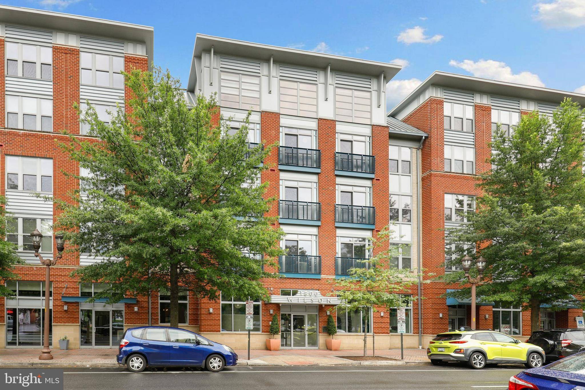 Arlington, VA 22201,1800 WILSON BLVD #302