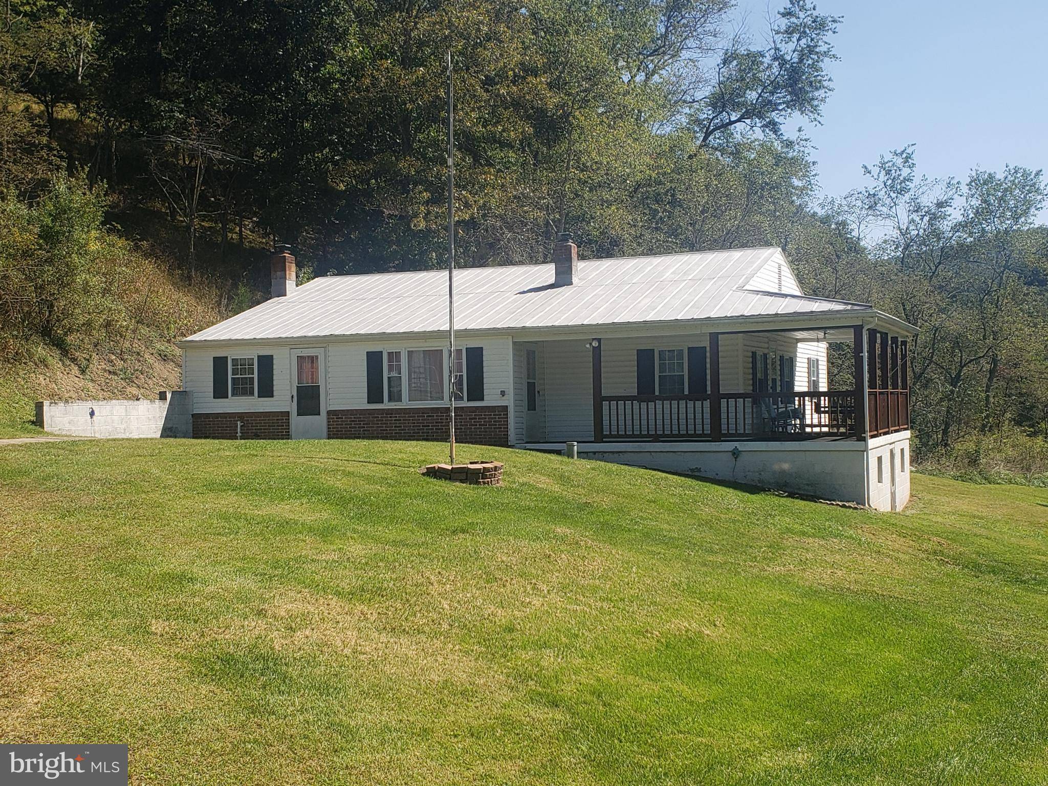 Mathias, WV 26812,690 HELMICK ROCK RD.