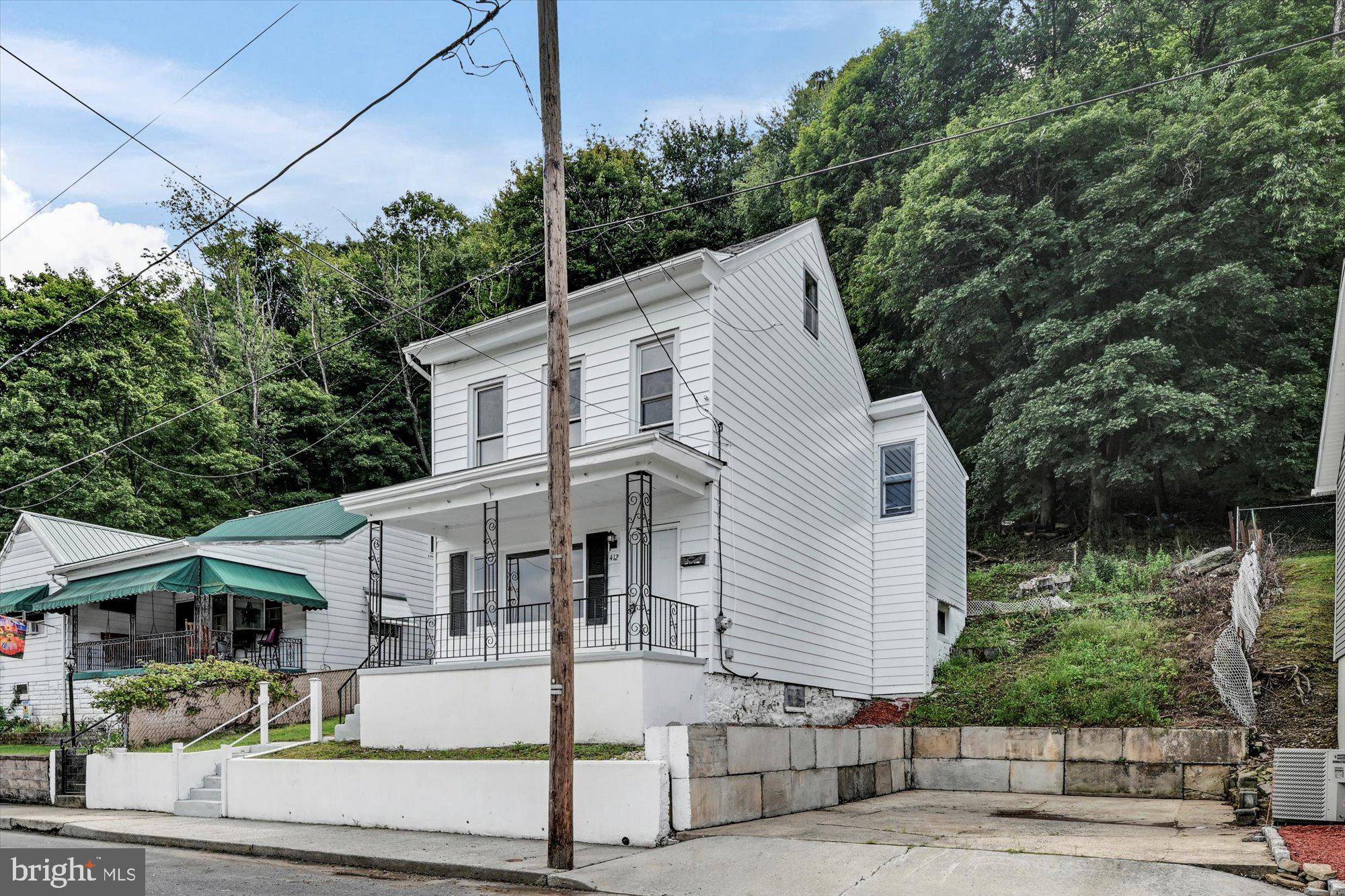 Pottsville, PA 17901,412 W SAVORY ST