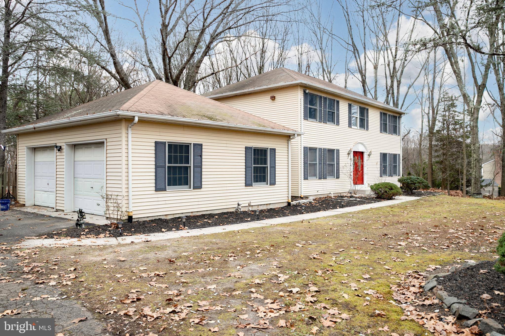 Millstone Township, NJ 08510,8 WHITE BIRCH DR