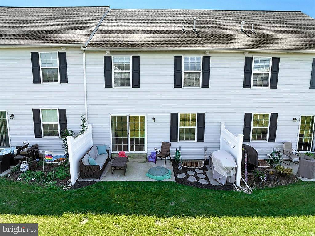 Palmyra, PA 17078,219 S VILLAGE CIR