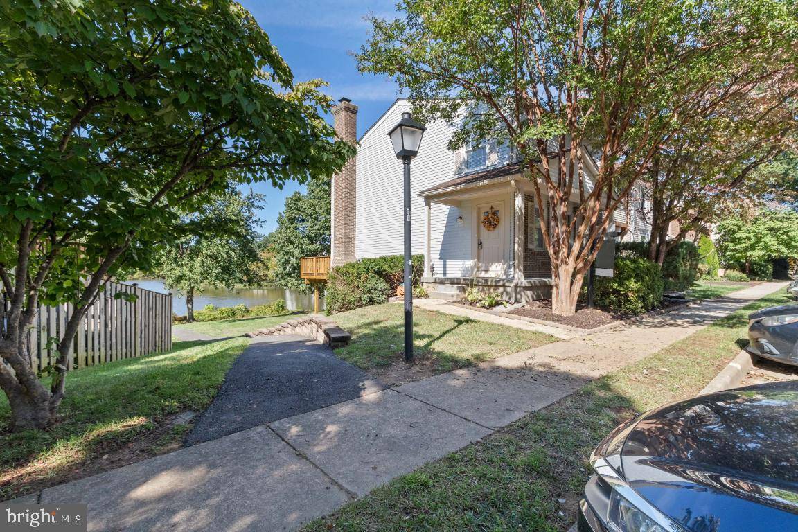 Falls Church, VA 22042,2930 BRIDGEHAMPTON CT