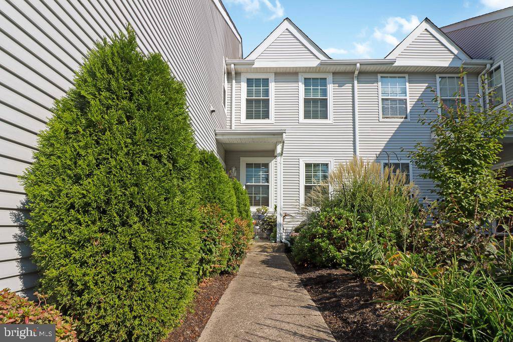 Bordentown, NJ 08505,28 CYPRESS CT