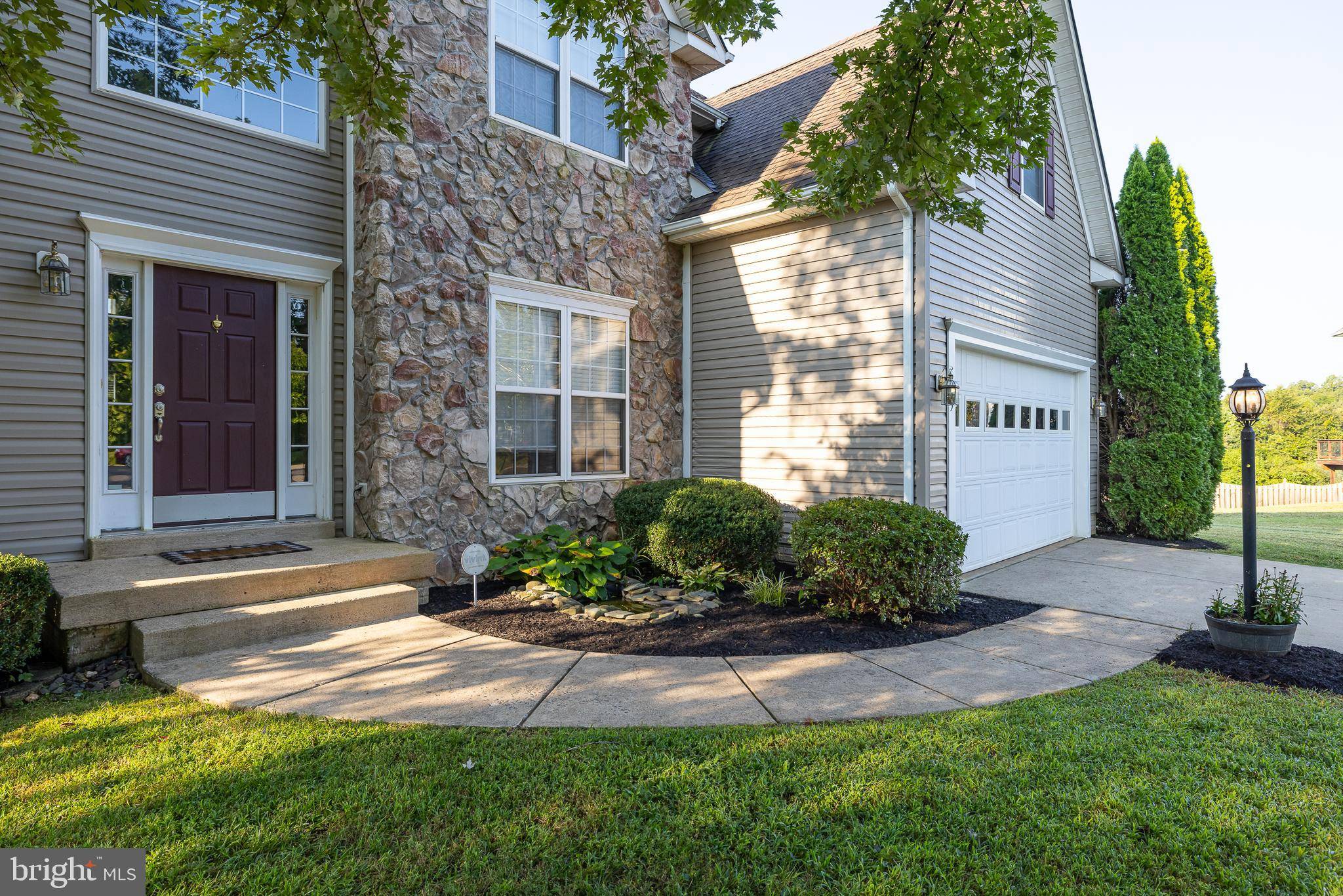 Culpeper, VA 22701,875 LAKELAND CT