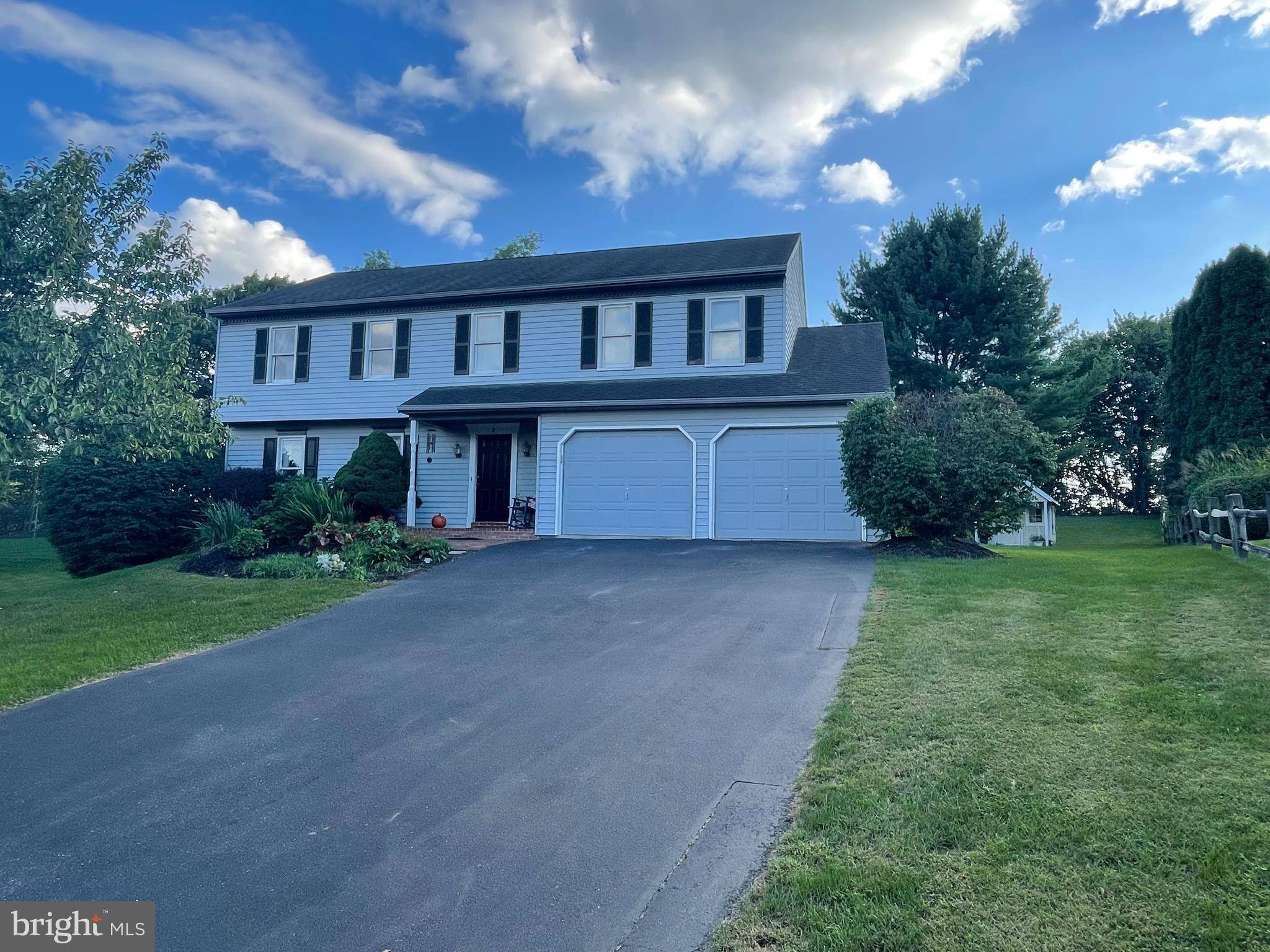 Brownstown, PA 17508,8 ROSEWOOD DR