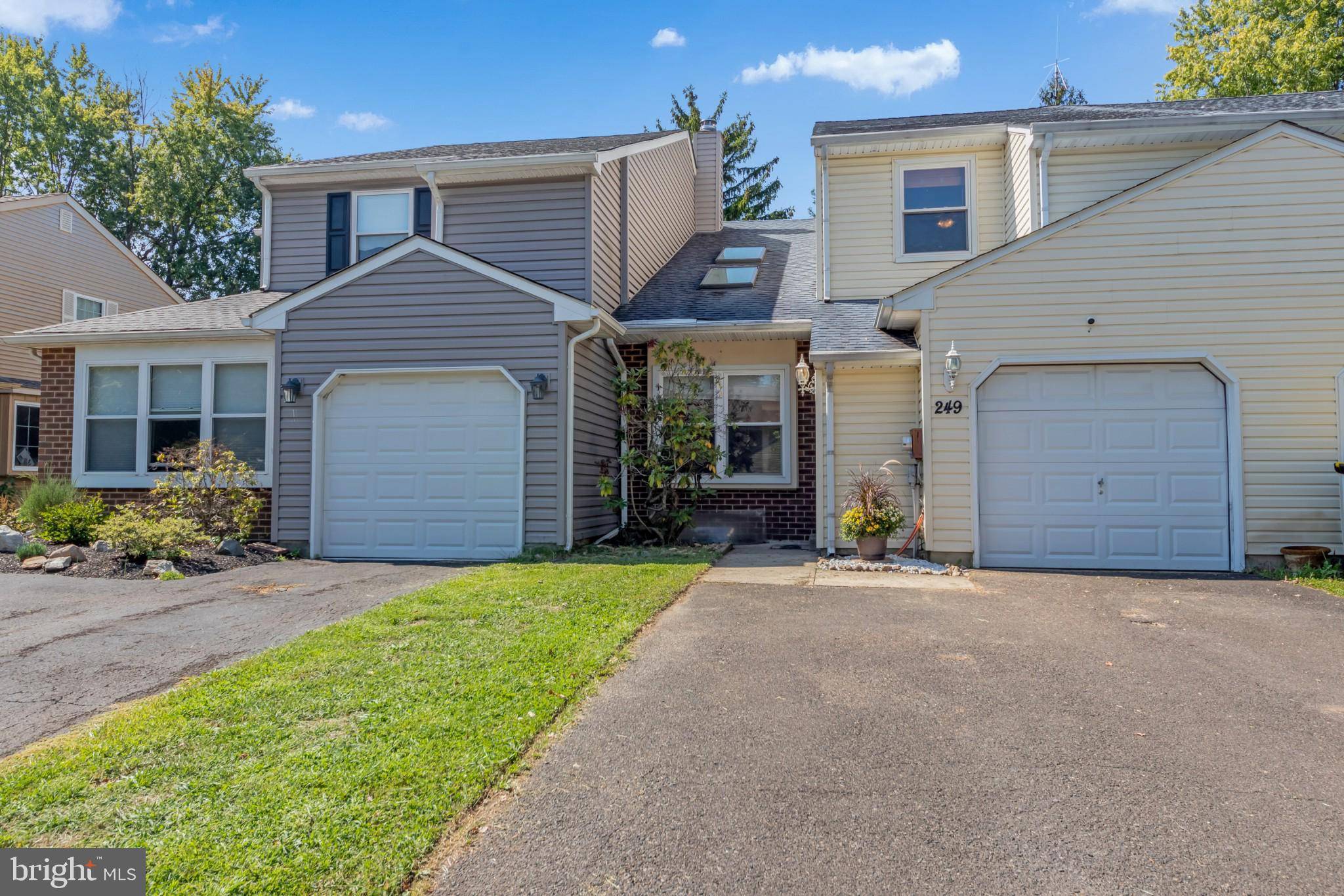 Morrisville, PA 19067,249 S FIELDSTONE CT