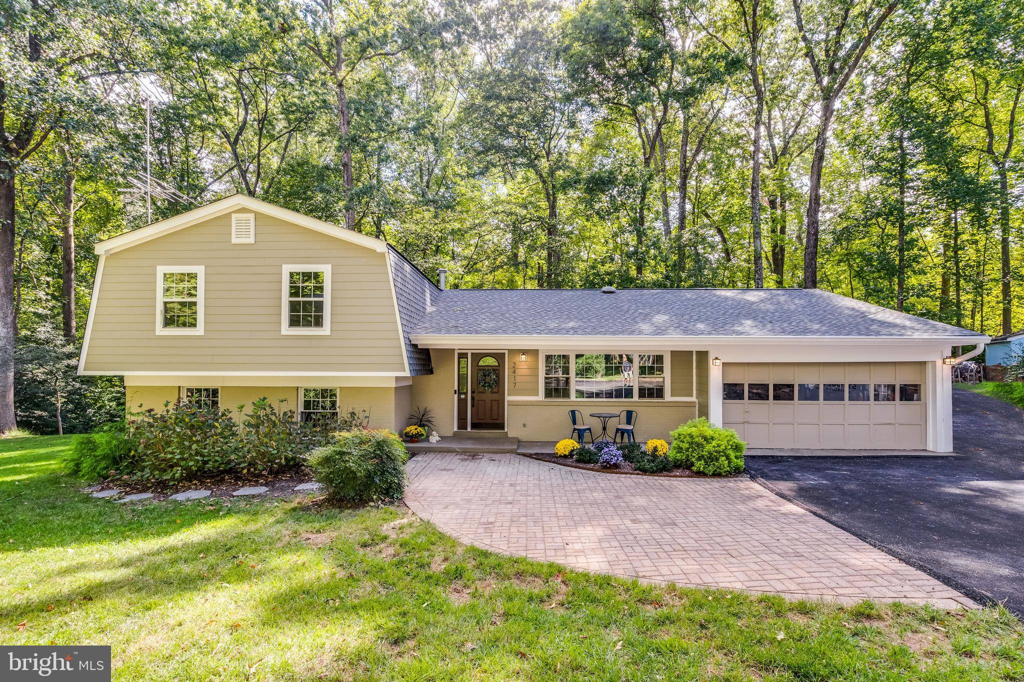 Vienna, VA 22181,2417 BEEKAY CT