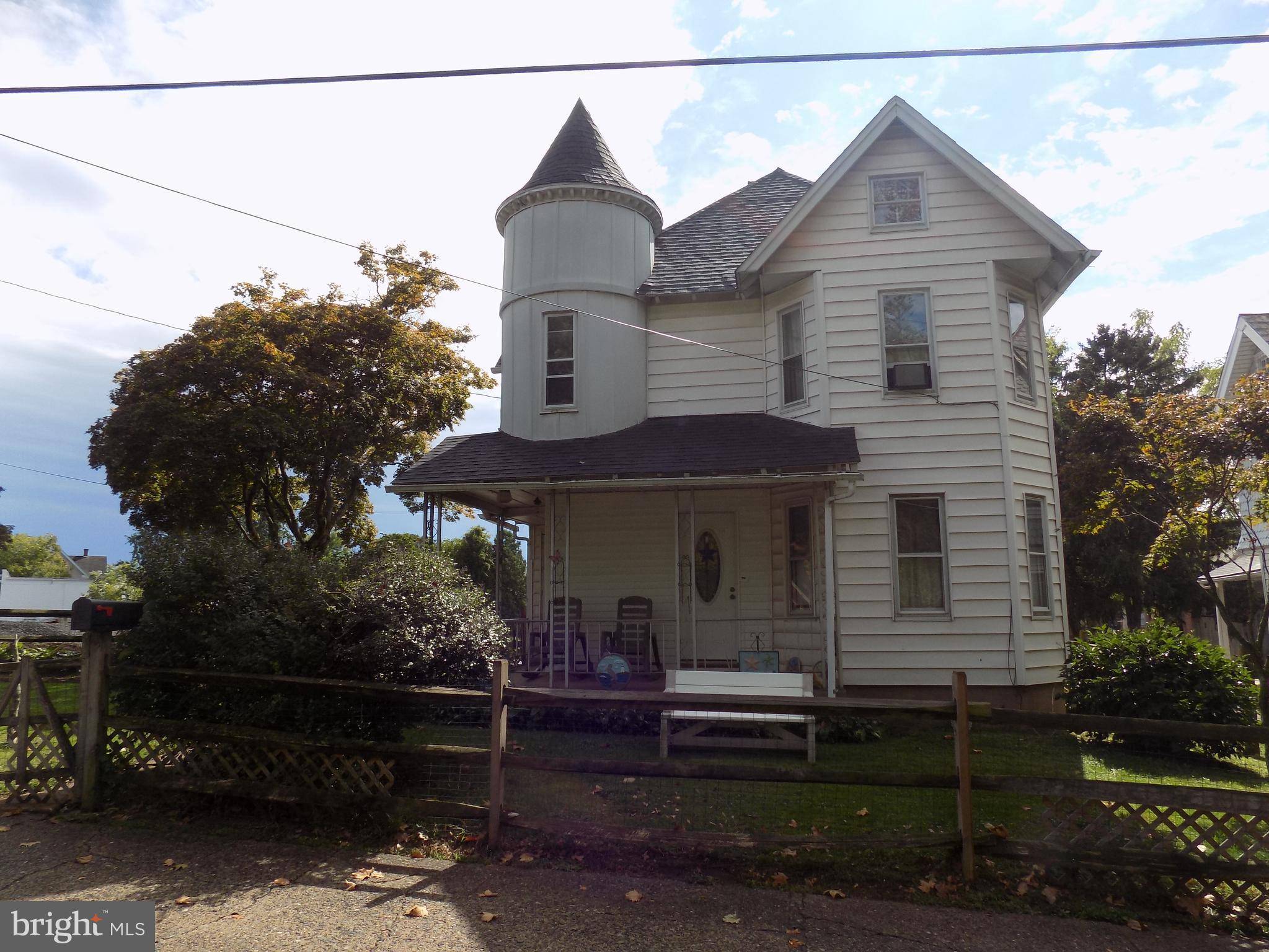 Pennsburg, PA 18073,365 SEMINARY ST