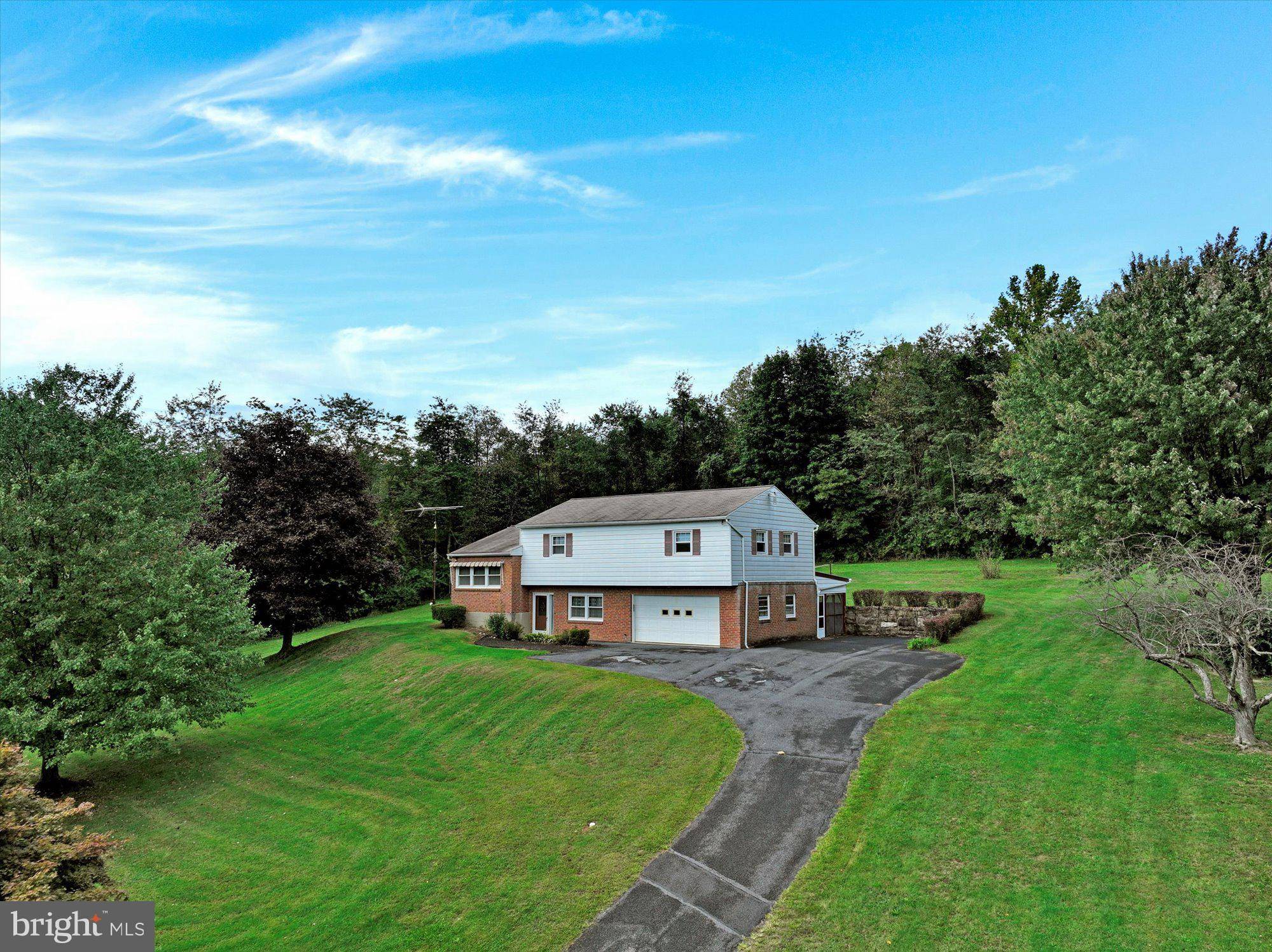 Pine Grove, PA 17963,26 OAK GROVE RD