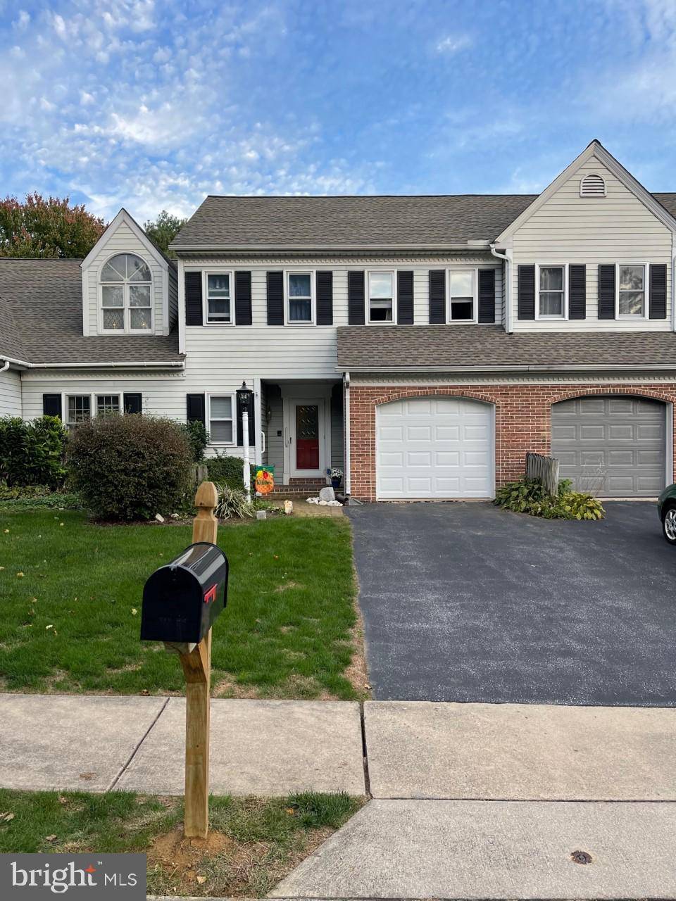 Lancaster, PA 17601,3224 PINEWYN CIR