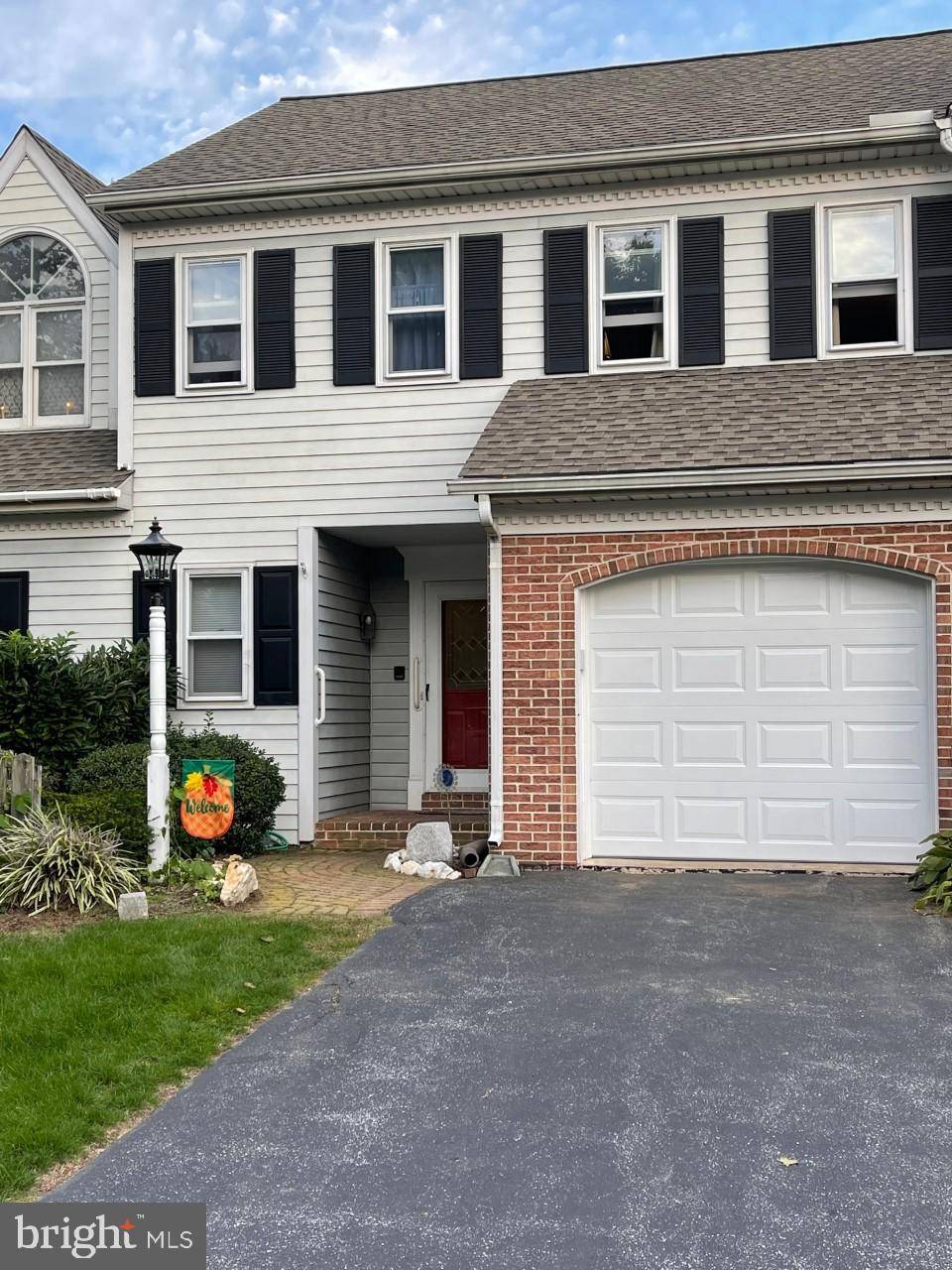 Lancaster, PA 17601,3224 PINEWYN CIR