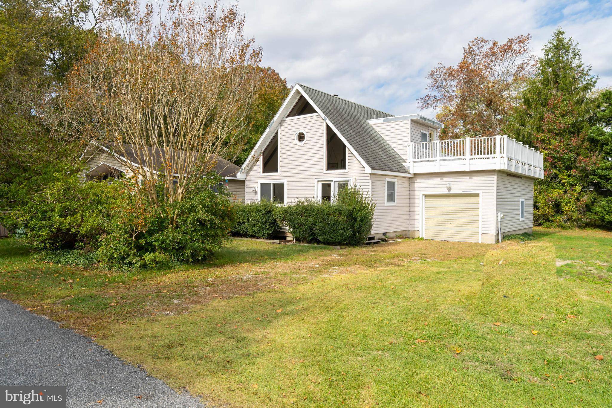 Bethany Beach, DE 19930,606 LAUREL CT