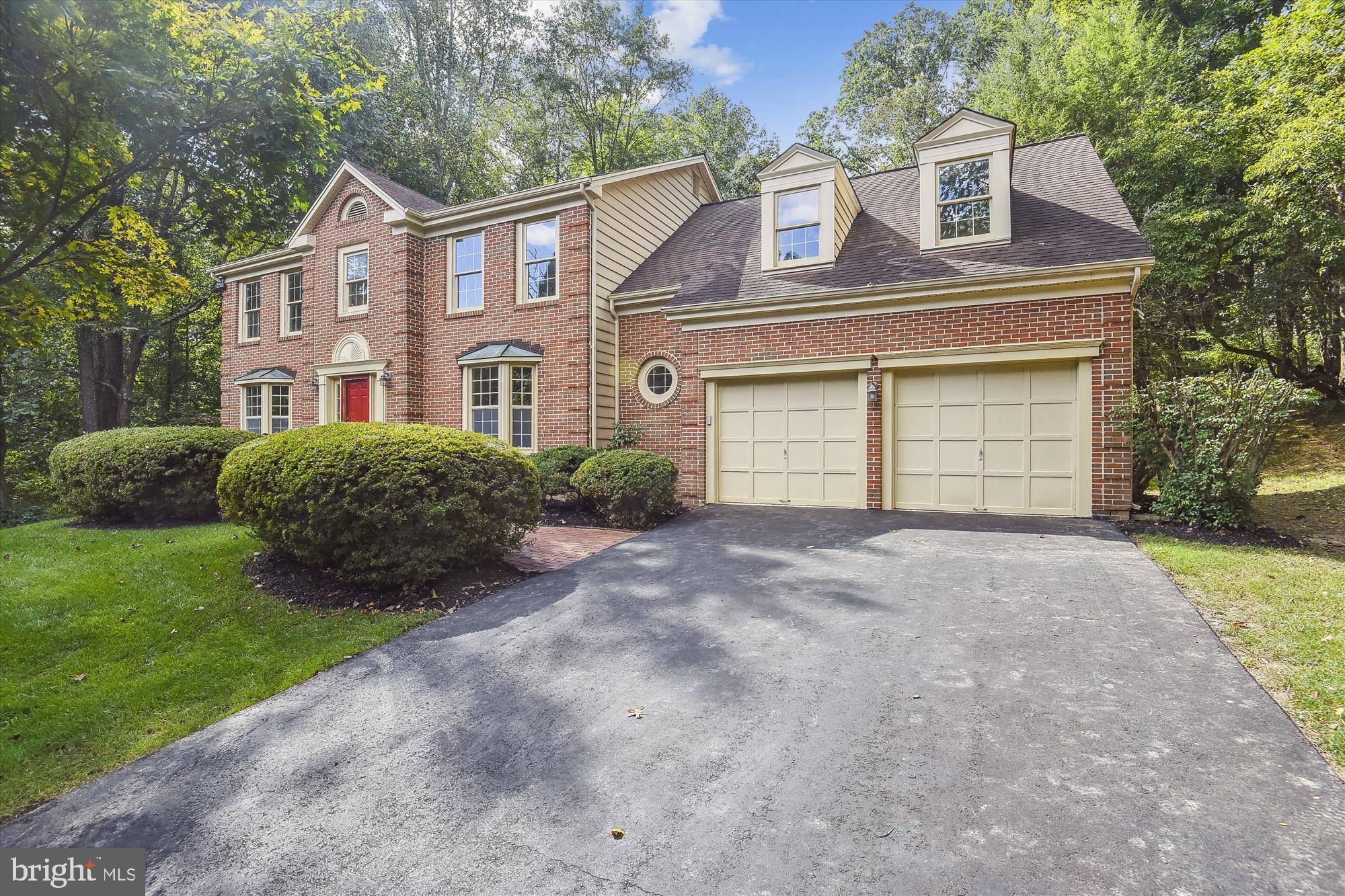 Oakton, VA 22124,10812 MELANIE CT