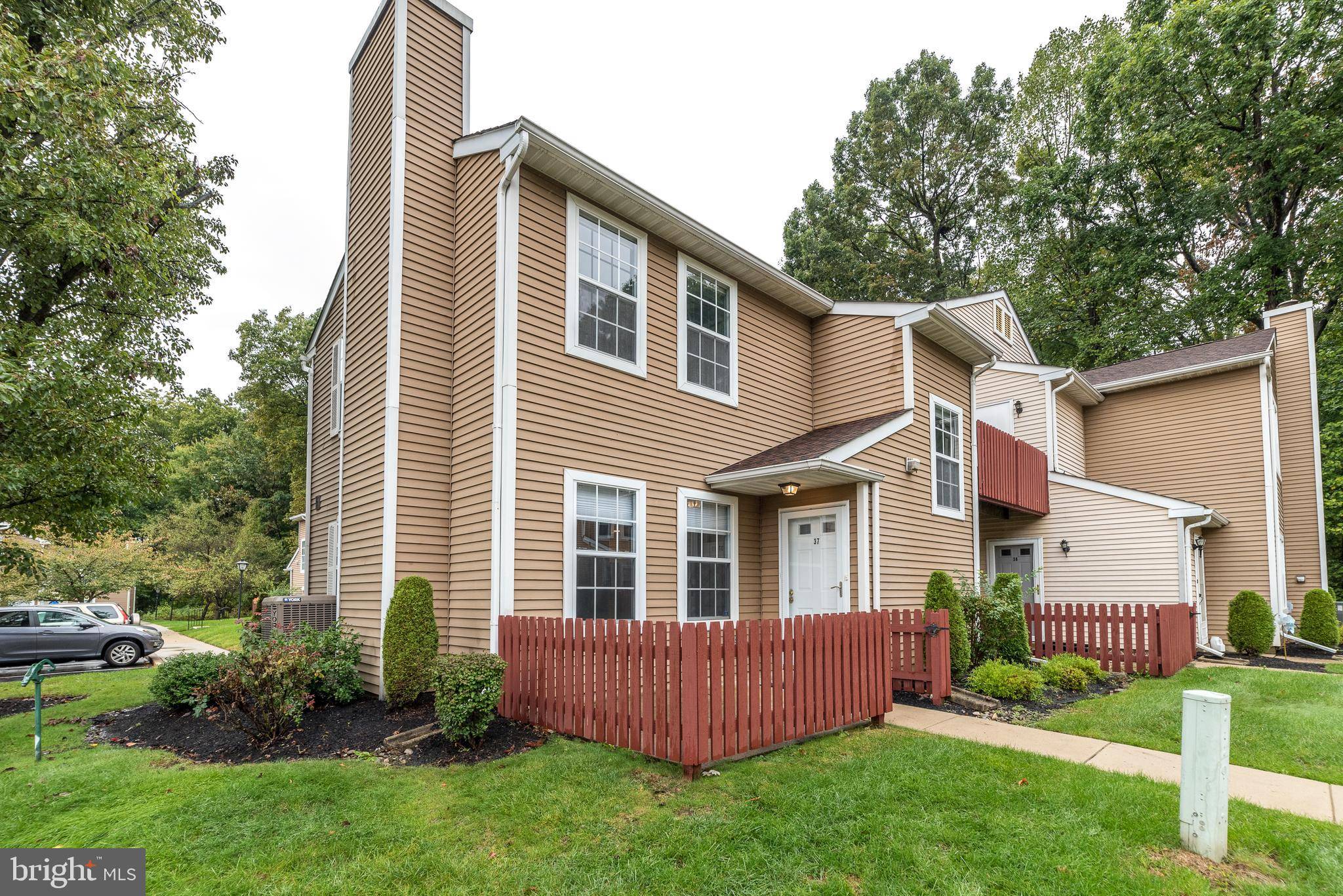 Horsham, PA 19044,37 WOODBINE CT