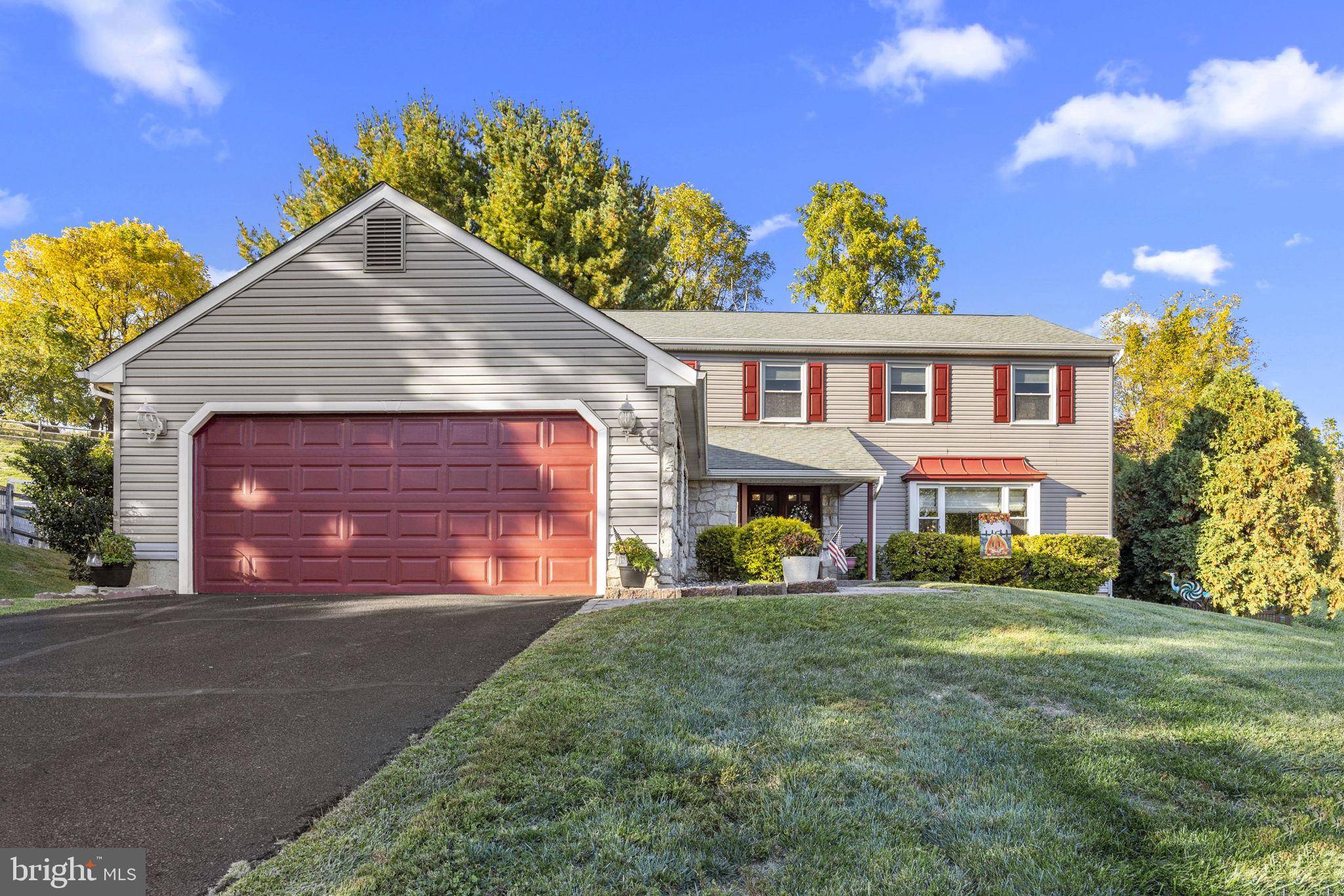 Feasterville Trevose, PA 19053,415 FOX HOLLOW DR