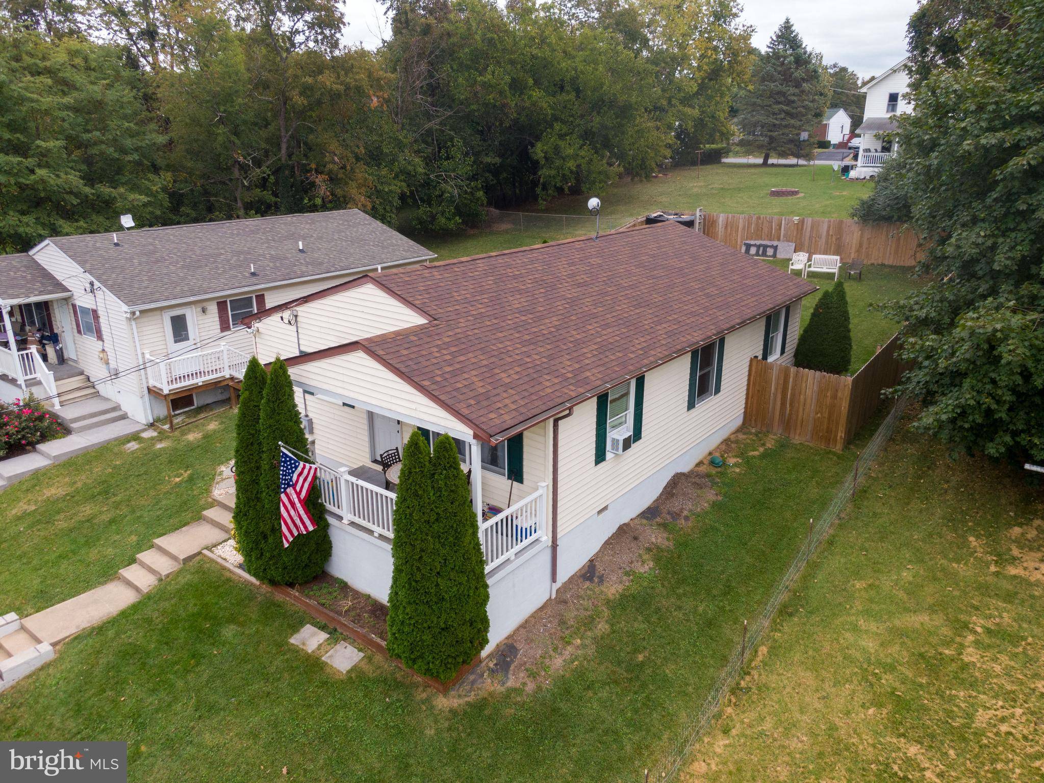 Strasburg, VA 22657,424 HUPP ST