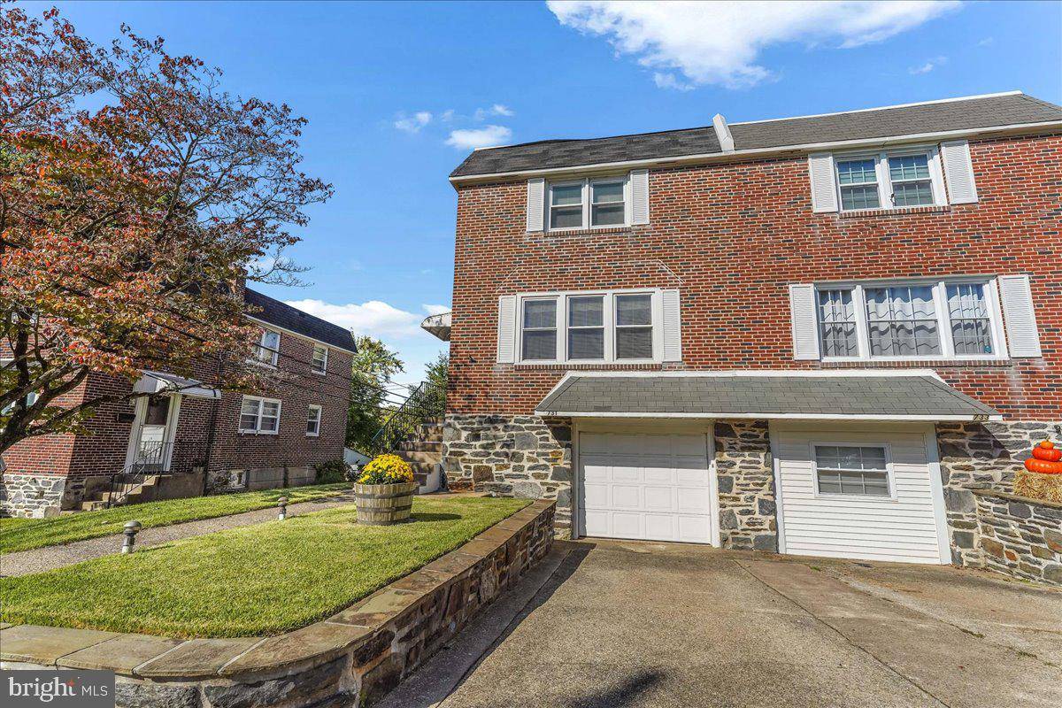 Philadelphia, PA 19128,731 CLAIRE RD