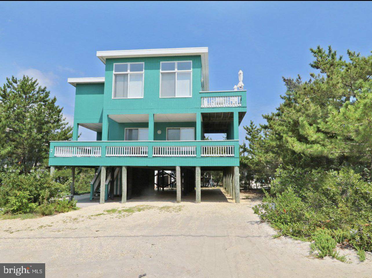 Harvey Cedars, NJ 08008,7 E 68TH ST