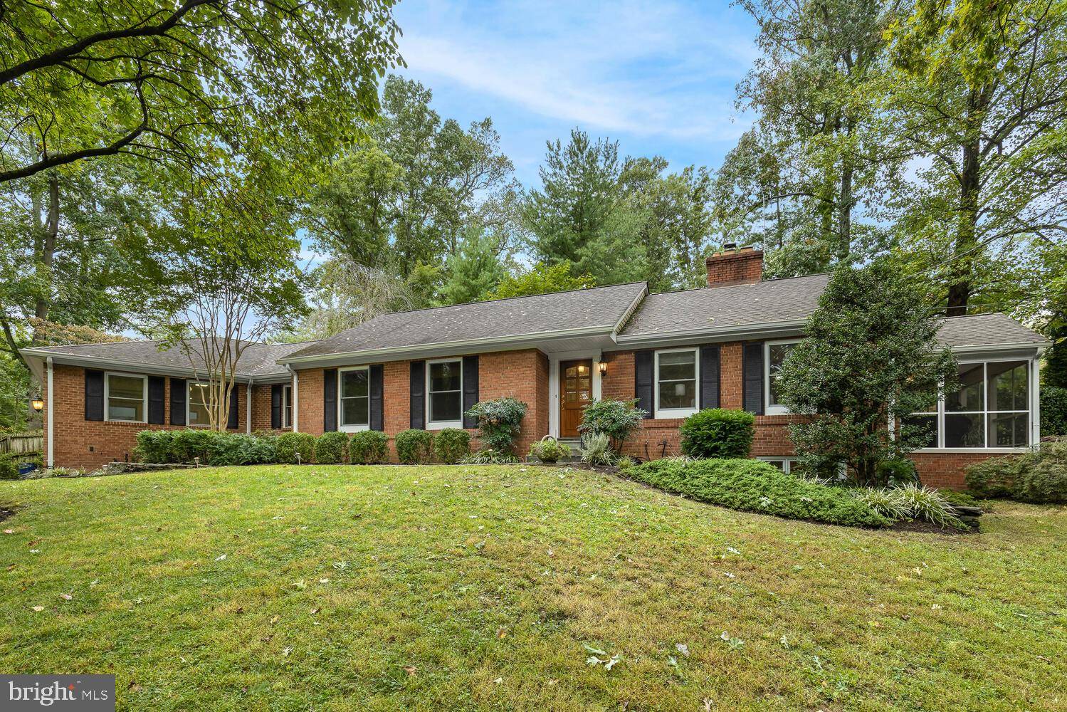 Falls Church, VA 22044,3404 RUSTIC WAY LN