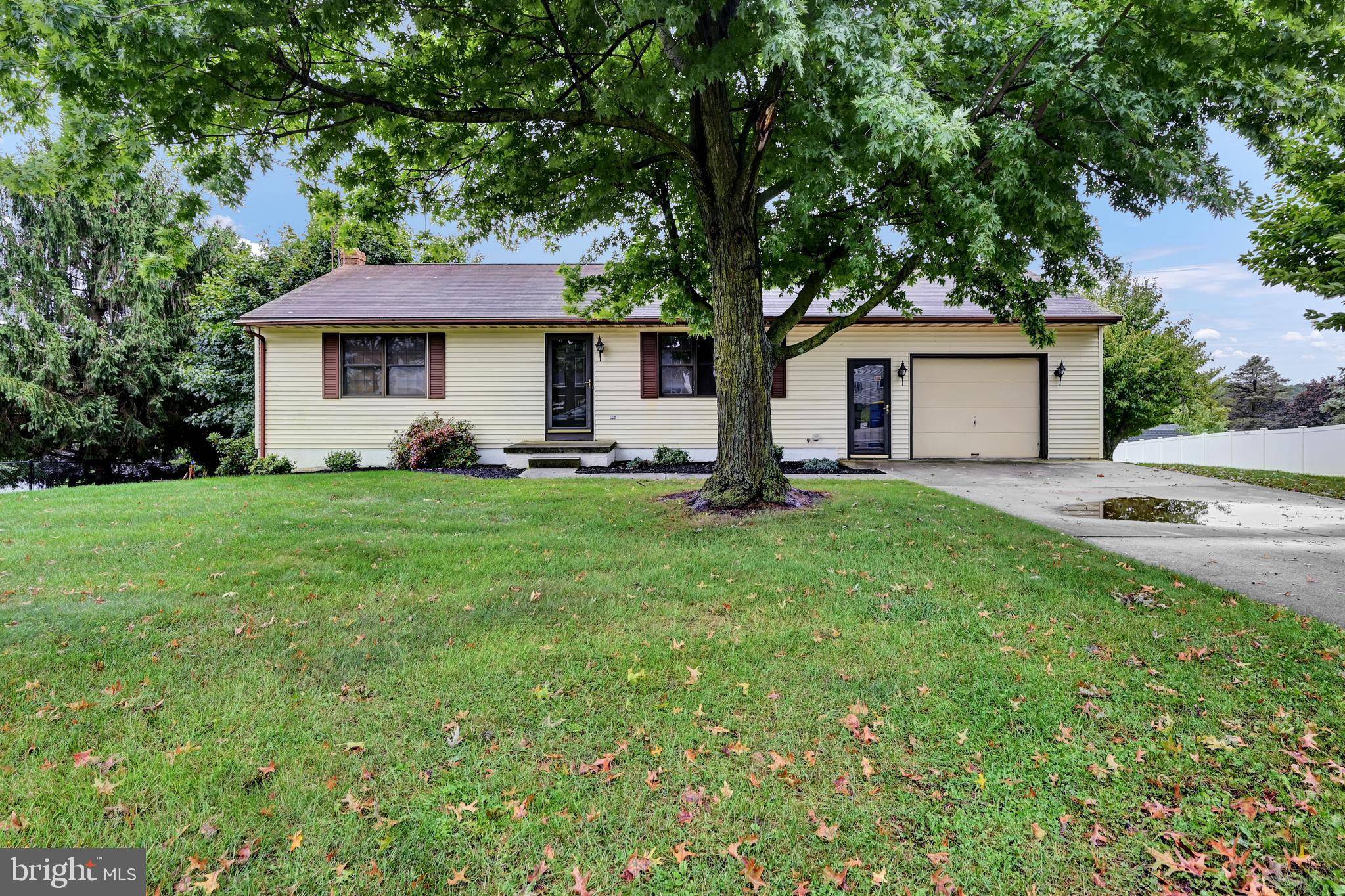 Hanover, PA 17331,55 LEE ANN CT