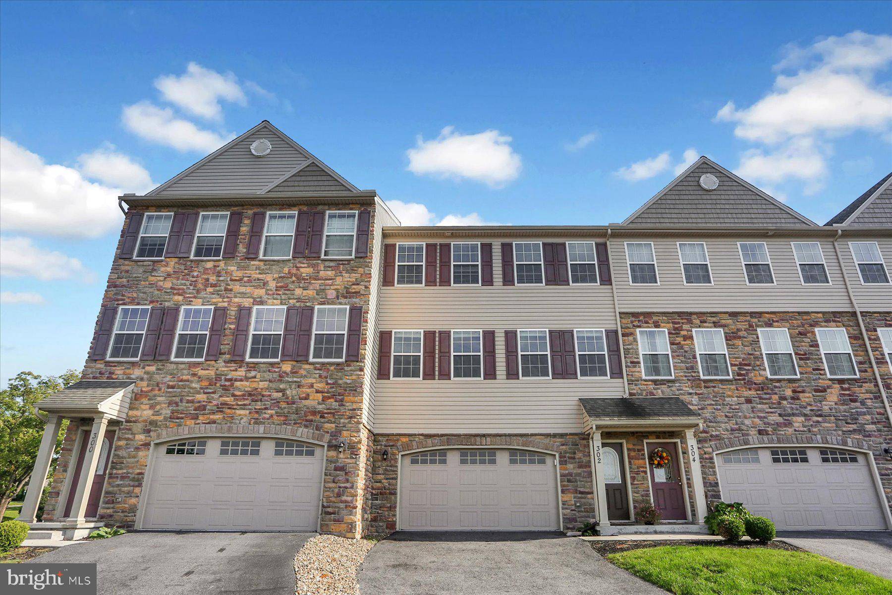 New Cumberland, PA 17070,302 STONERIDGE CT #89