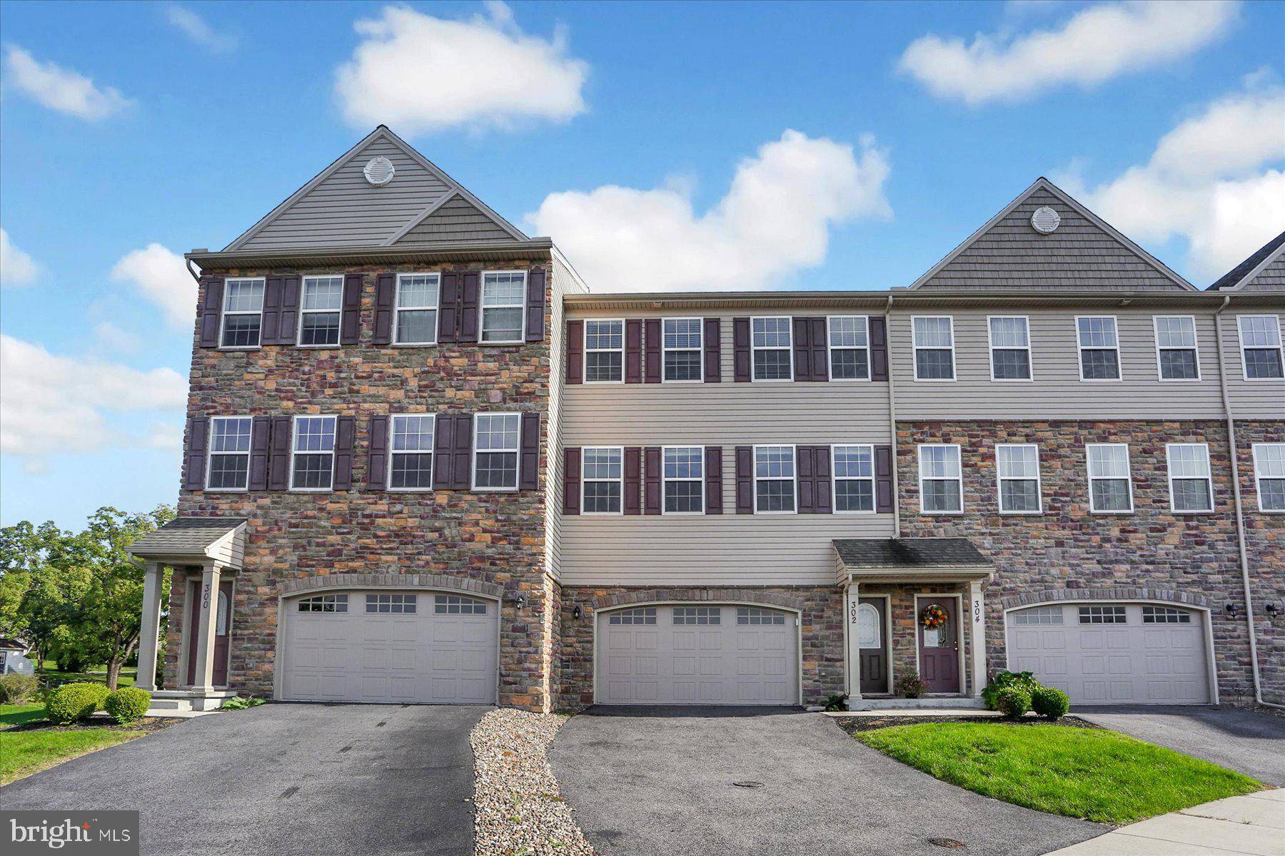 New Cumberland, PA 17070,302 STONERIDGE CT #89