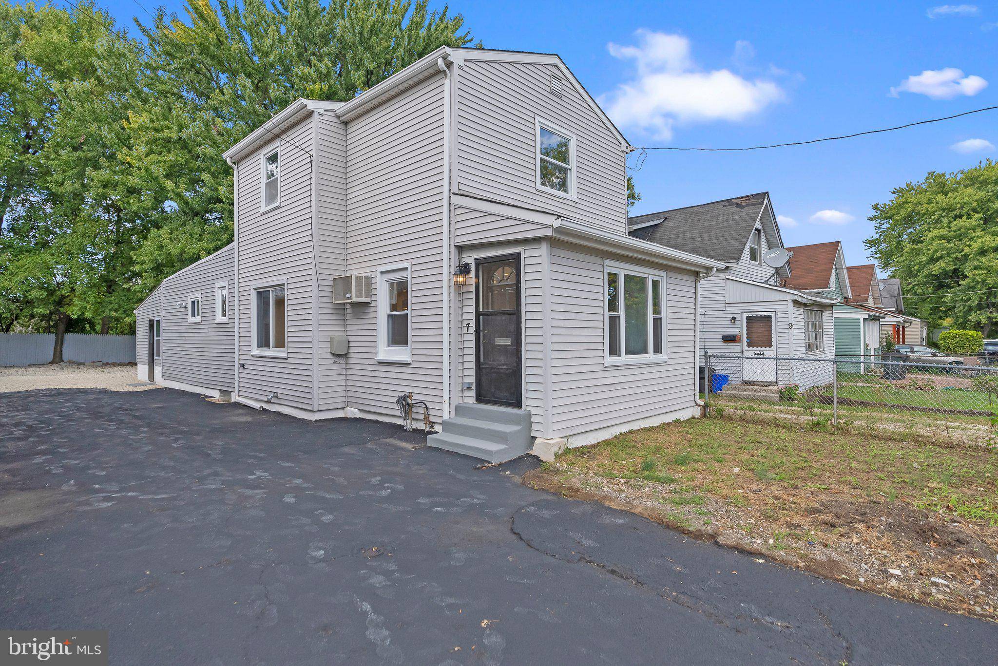 Sharon Hill, PA 19079,7 BAYARD AVE