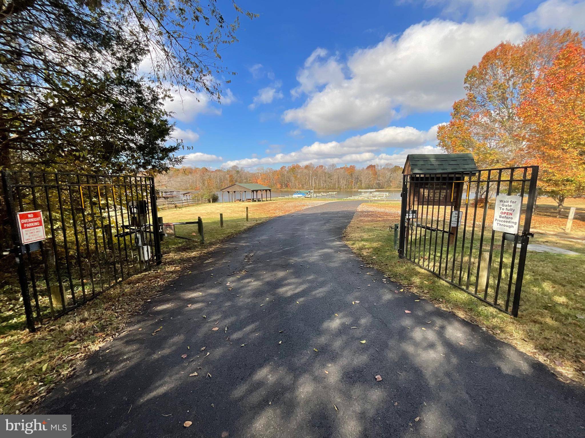 Louisa, VA 23093,273 PETTIT PL