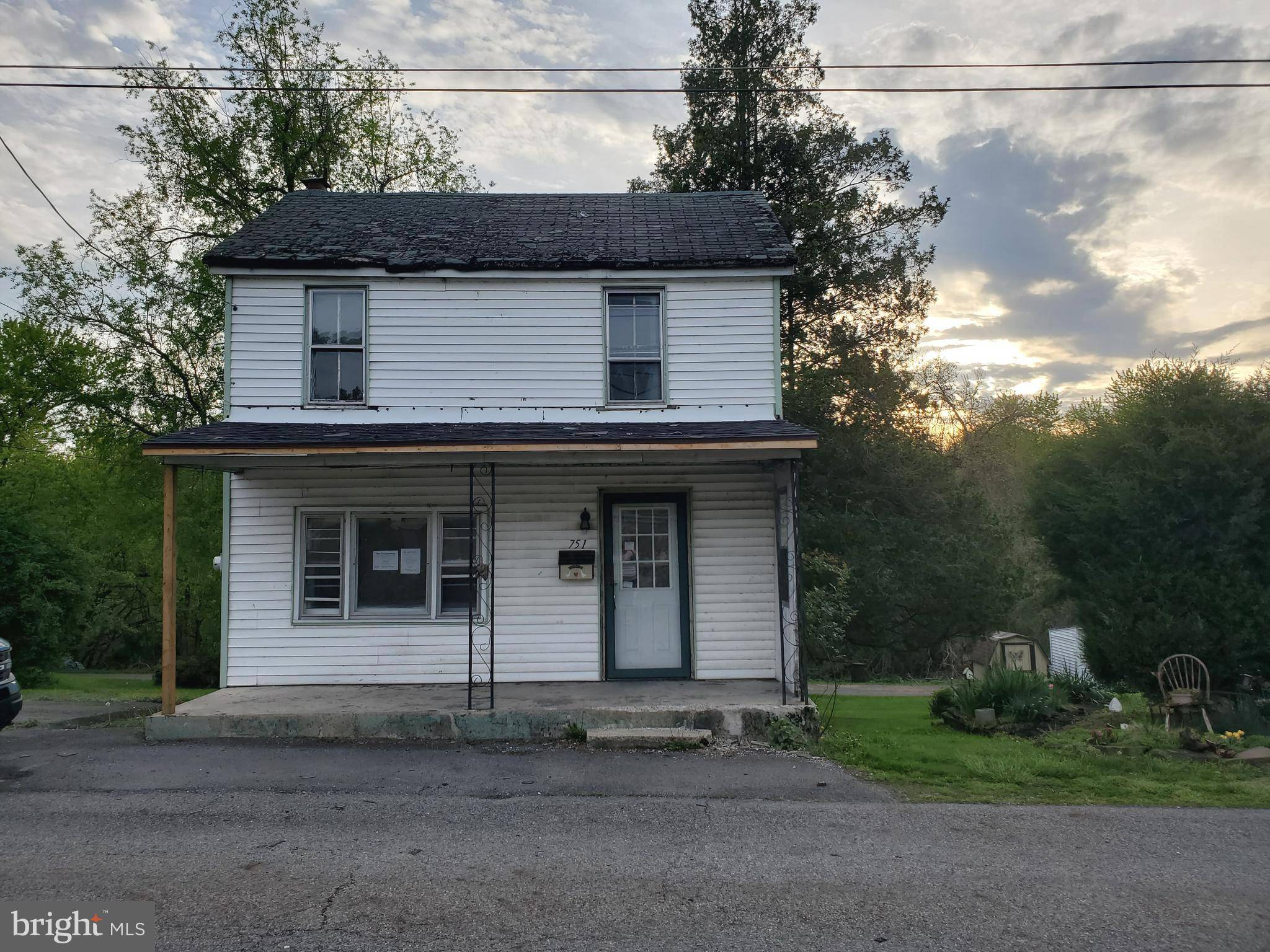 Millersburg, PA 17061,751 RAILROAD ST