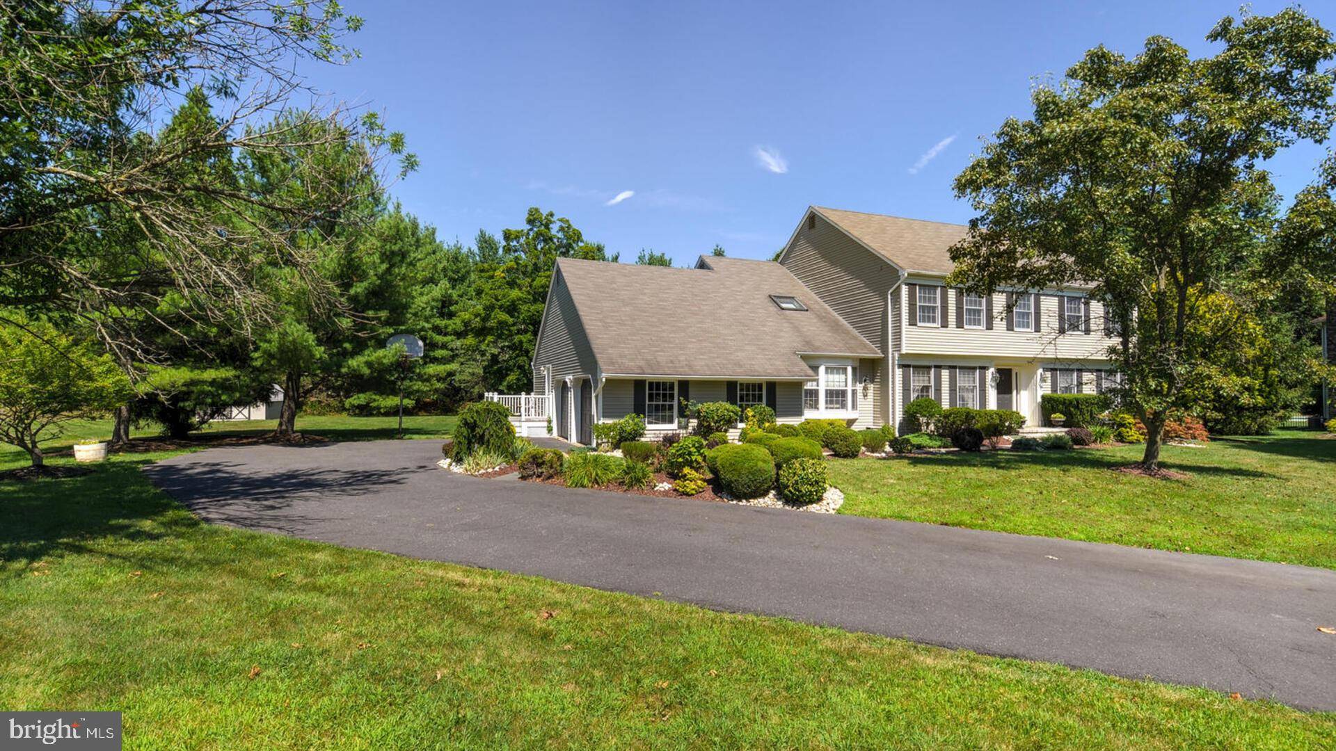 Princeton Junction, NJ 08550,3 LEE CT