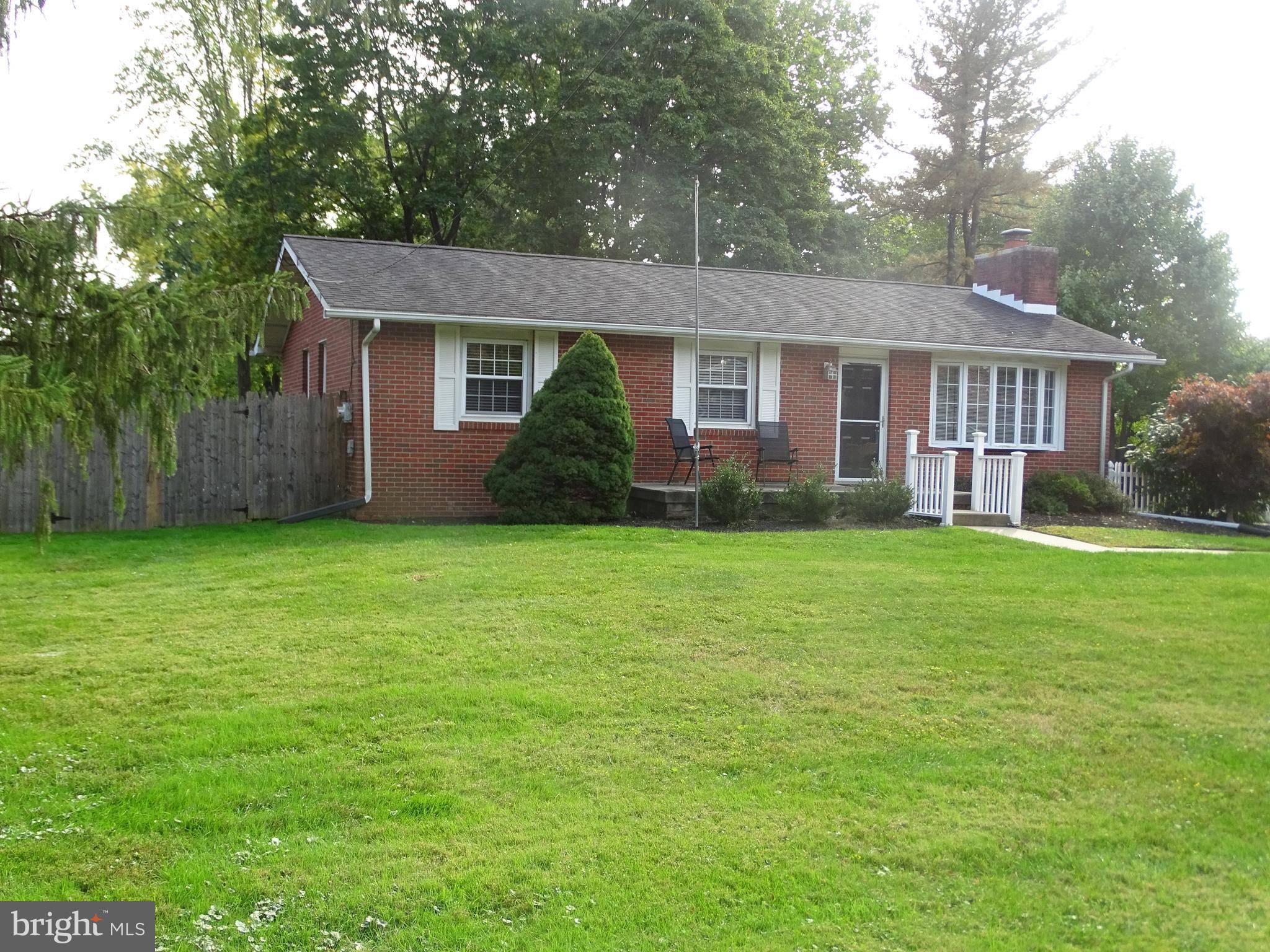 Yardley, PA 19067,409 BIG OAK RD