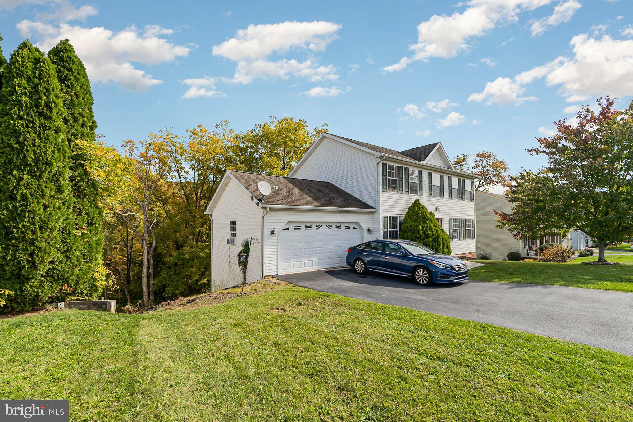 Hanover, PA 17331,143 TIMBER LN