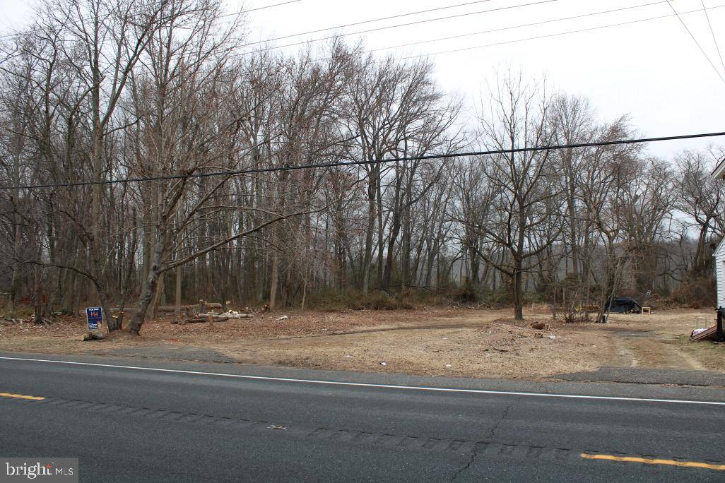 Gibbstown, NJ 08027,0 E BROAD ST