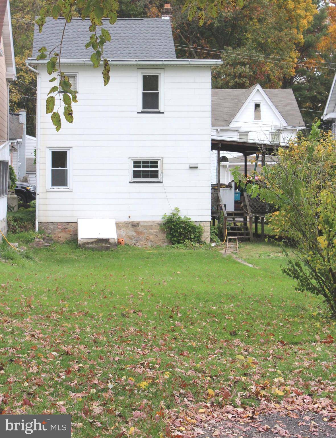 Williamstown, PA 17098,214 WALNUT ST