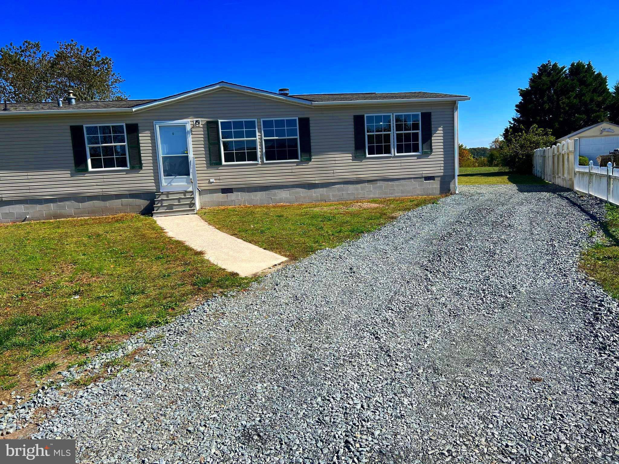 Laurel, DE 19956,32112 S AUTUMN CT