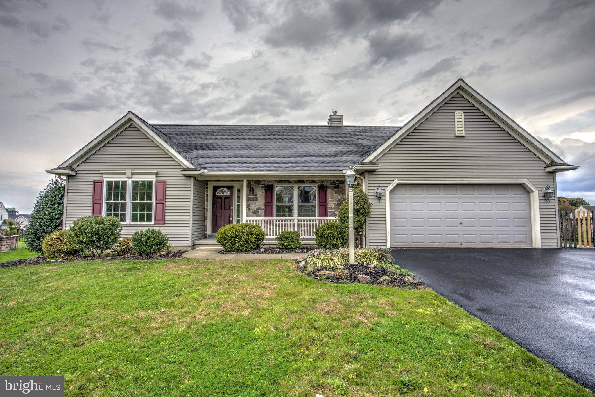 East Earl, PA 17519,1411 MARTIN ST